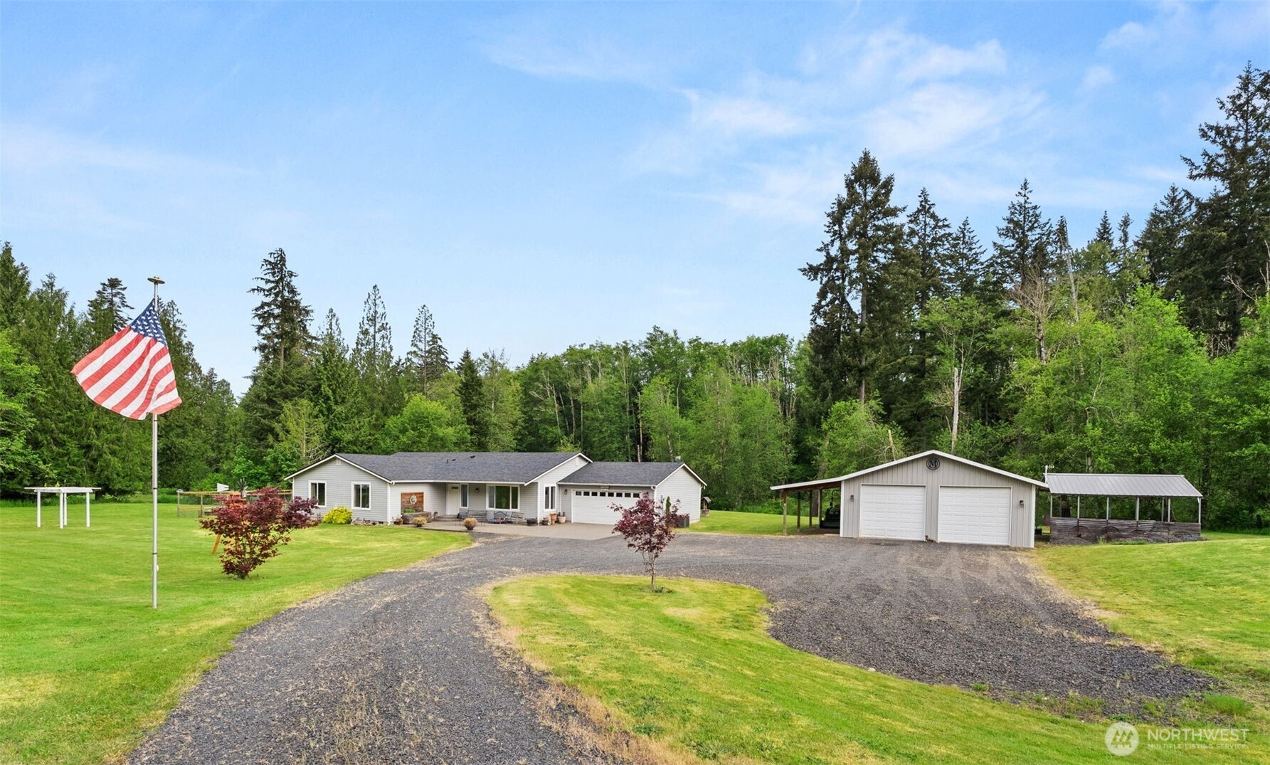 209 48 Haywire Road Property Photo 1