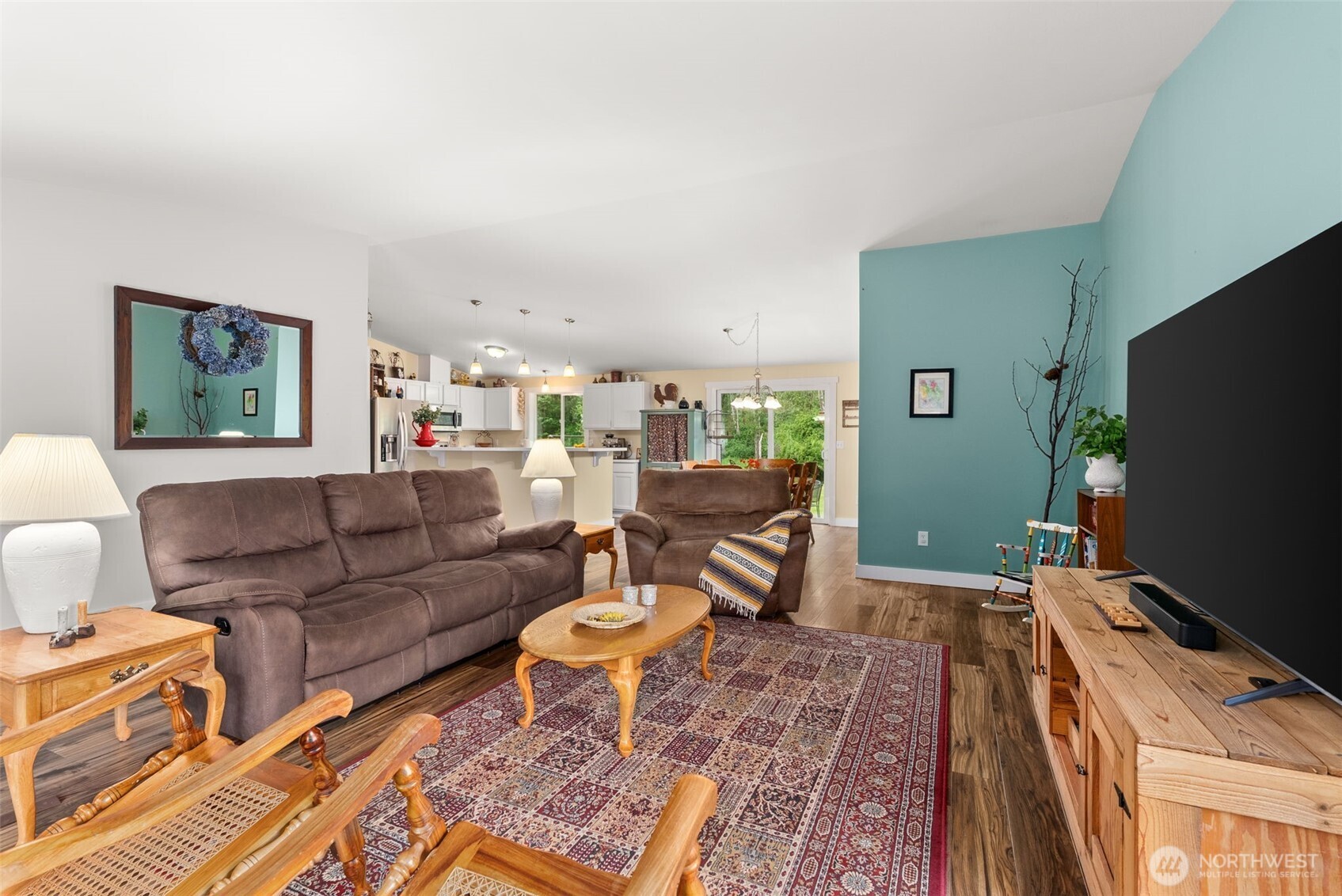 209 48 Haywire Road Property Photo 7
