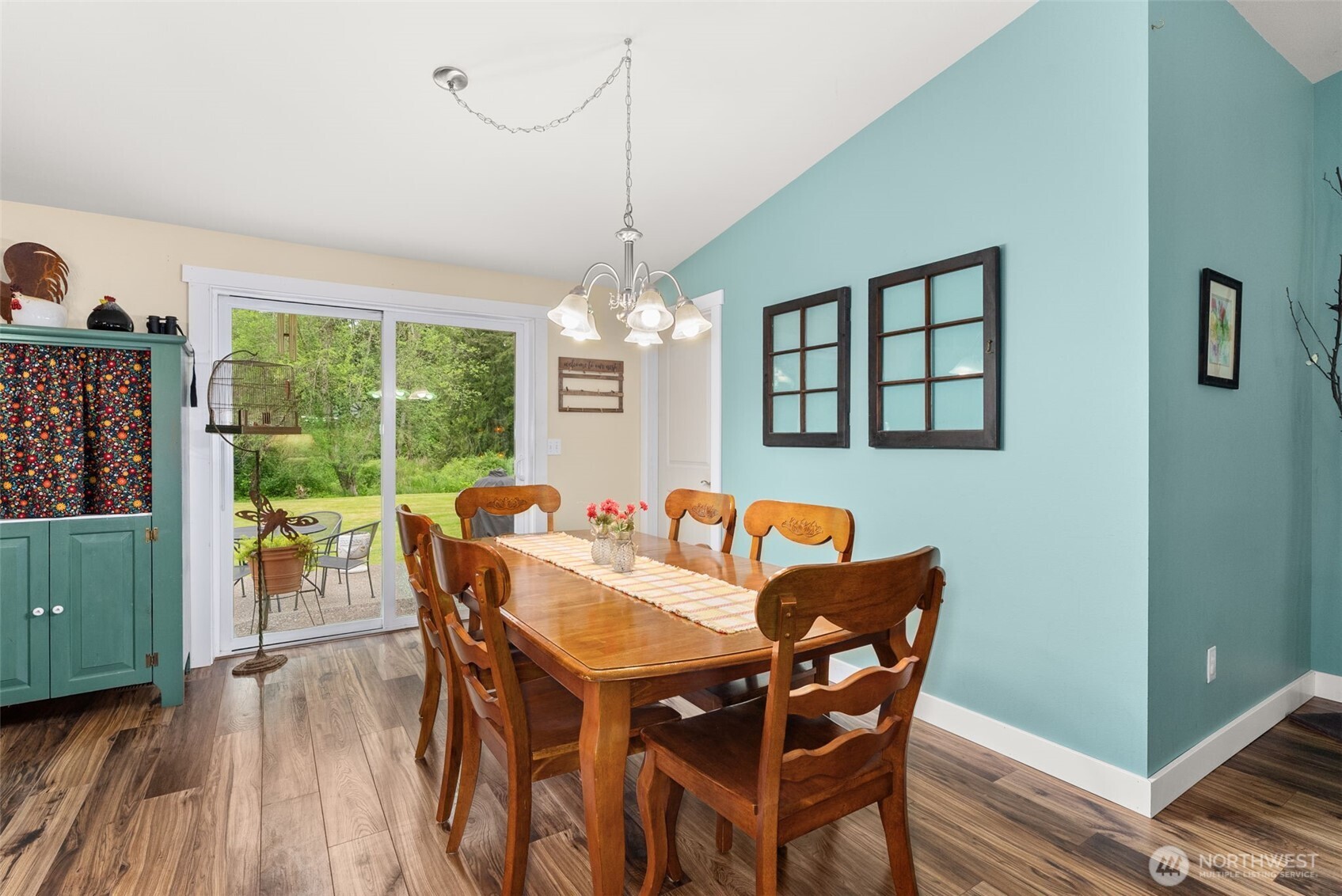 209 48 Haywire Road Property Photo 12