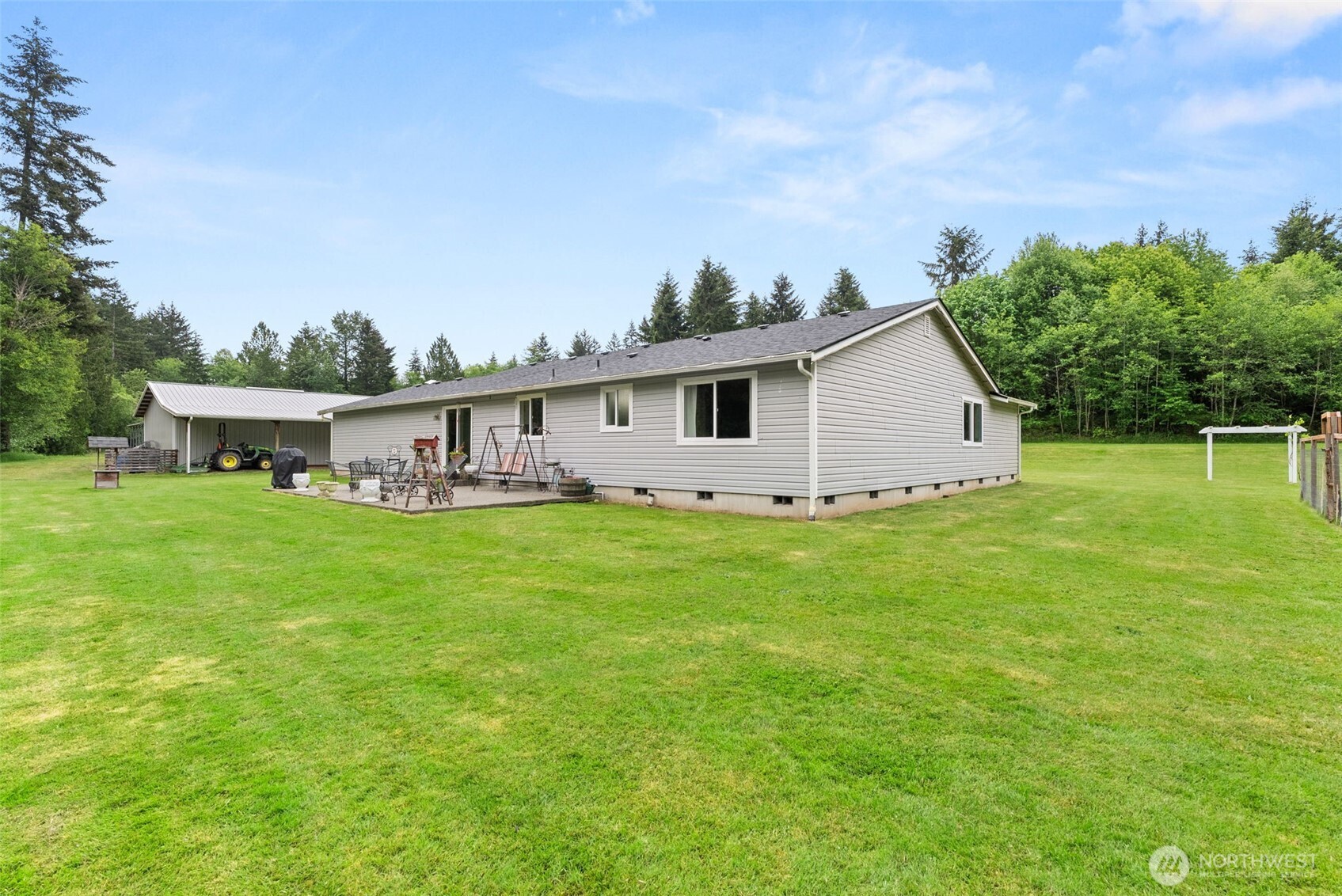 209 48 Haywire Road Property Photo 24