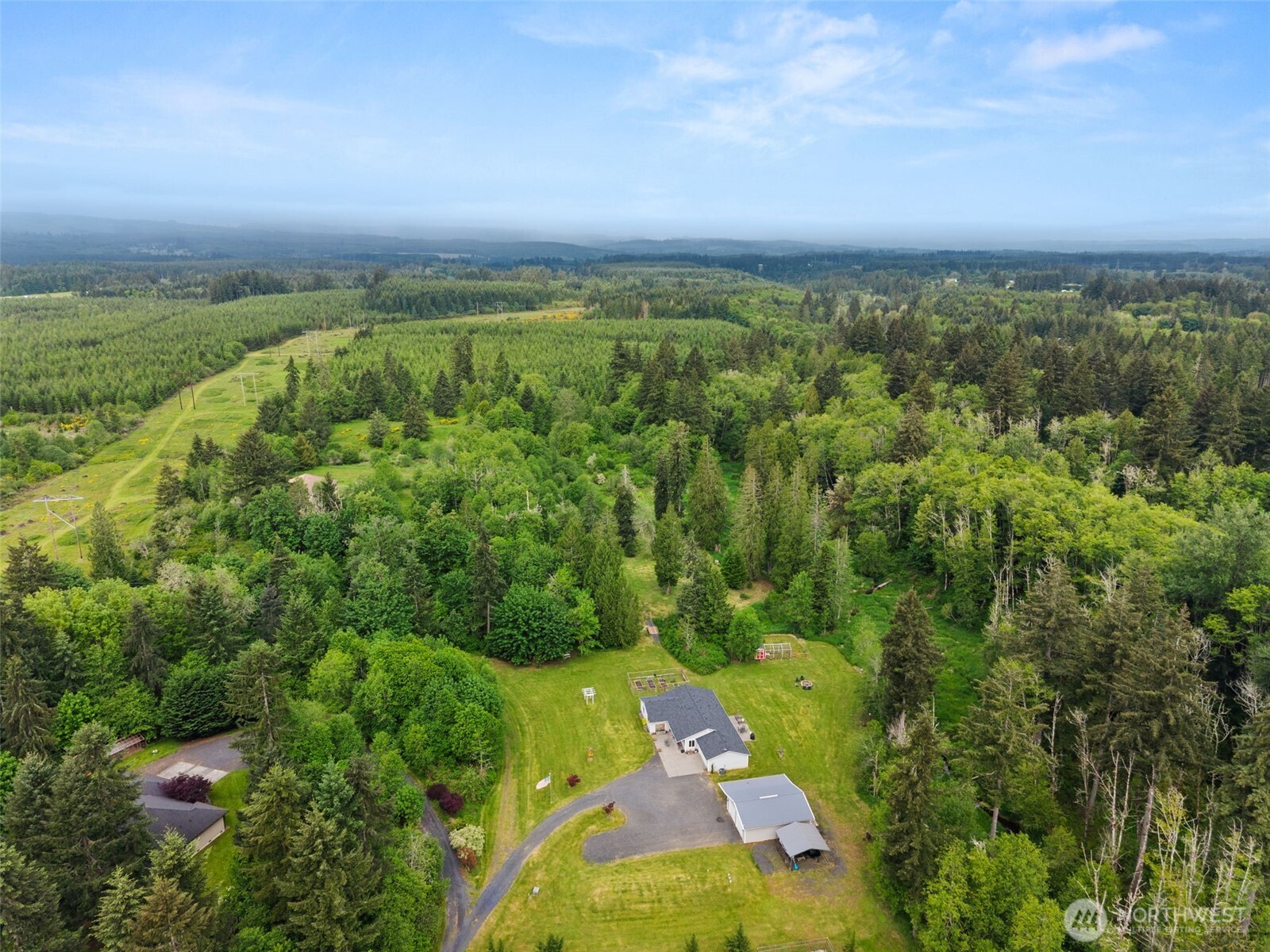 209 48 Haywire Road Property Photo 35