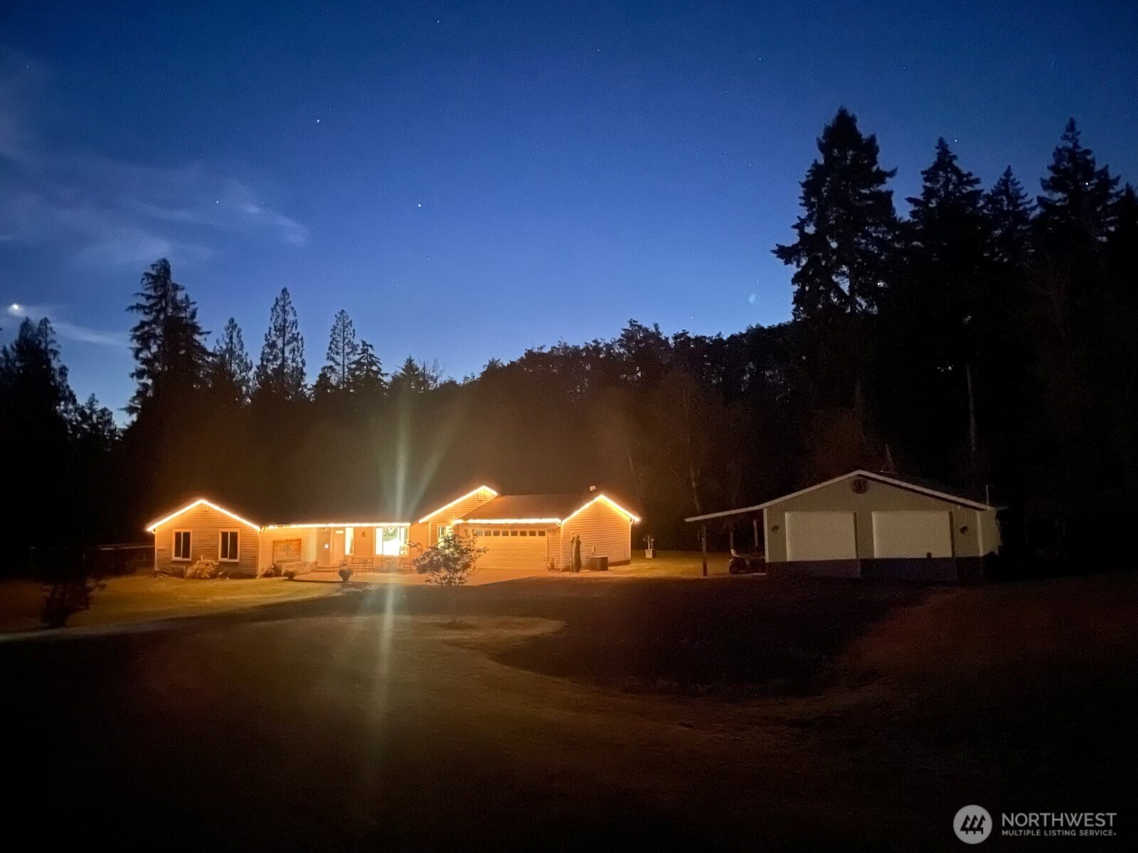 209 48 Haywire Road Property Photo 37