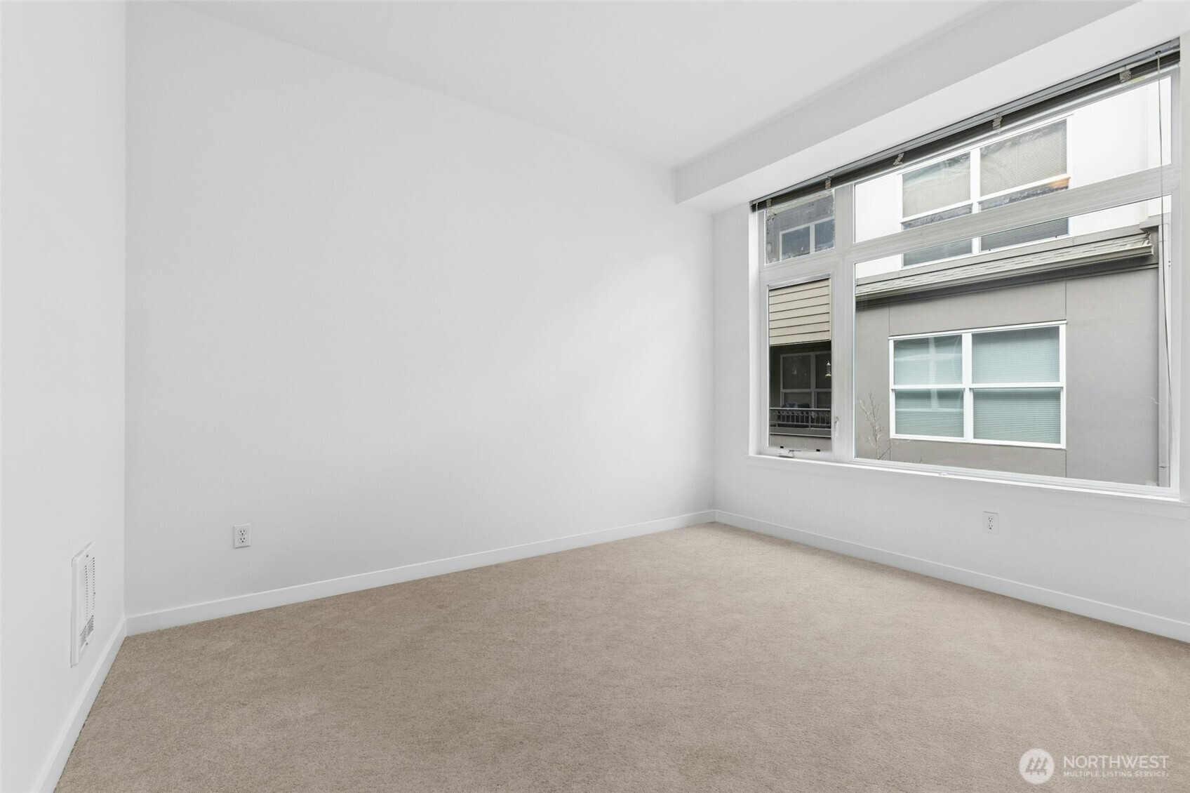 521 7th Avenue 207 Property Photo 16