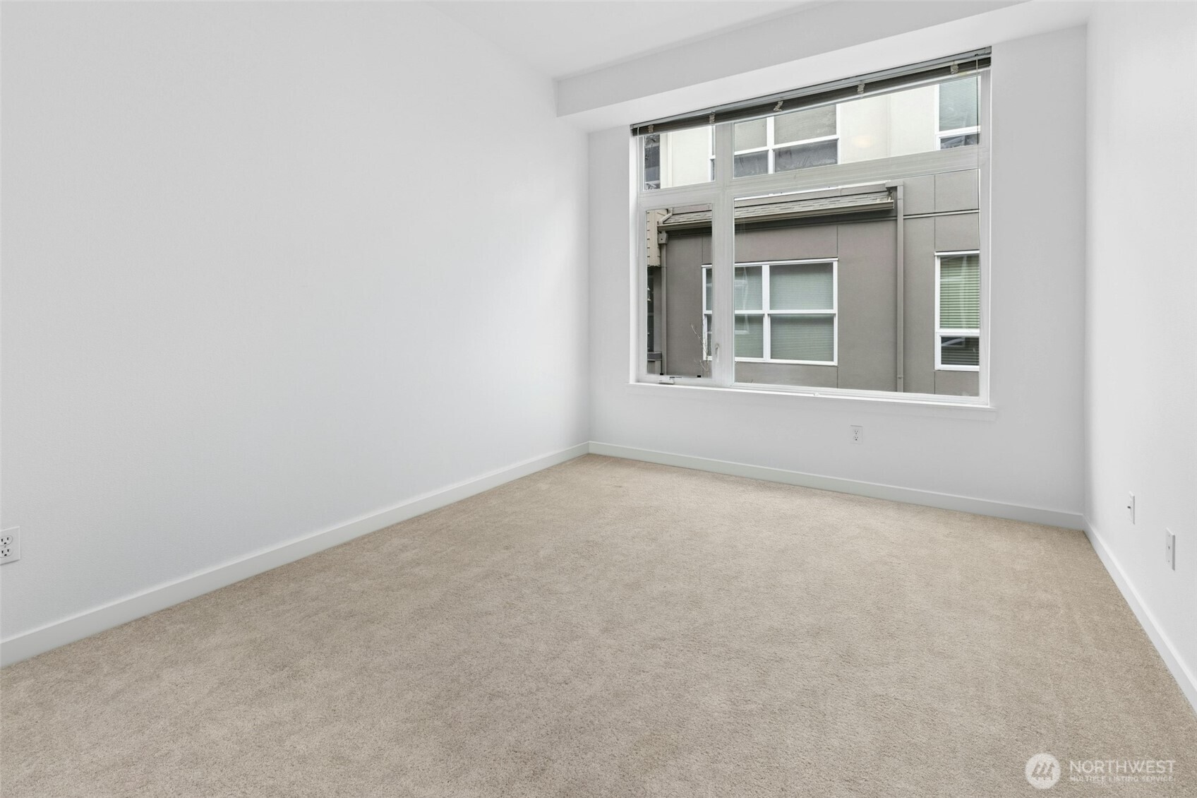 521 7th Avenue 207 Property Photo 17