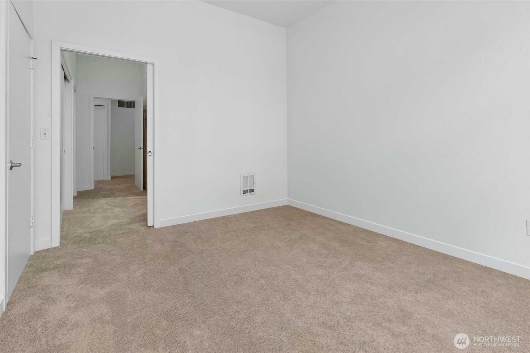 521 7th Avenue 207 Property Photo 18