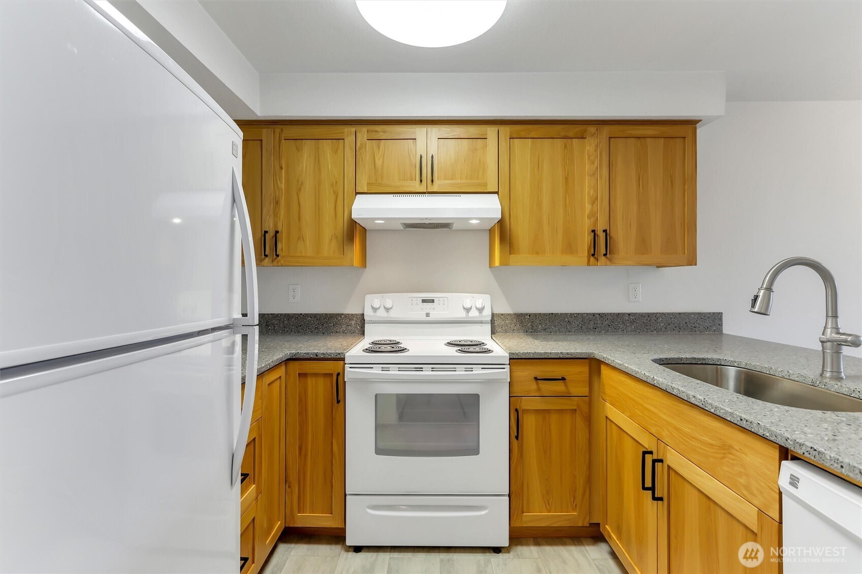4895 76th Street D-302 Property Photo 5