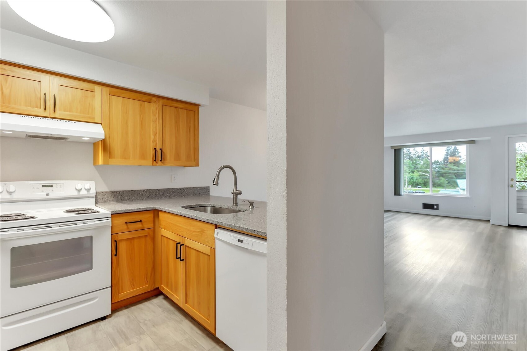 4895 76th Street D-302 Property Photo 6