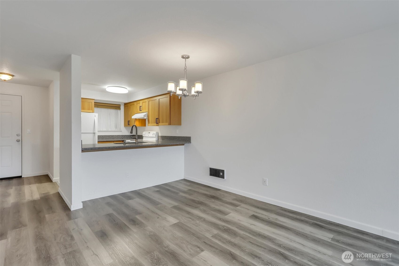 4895 76th Street D-302 Property Photo 11