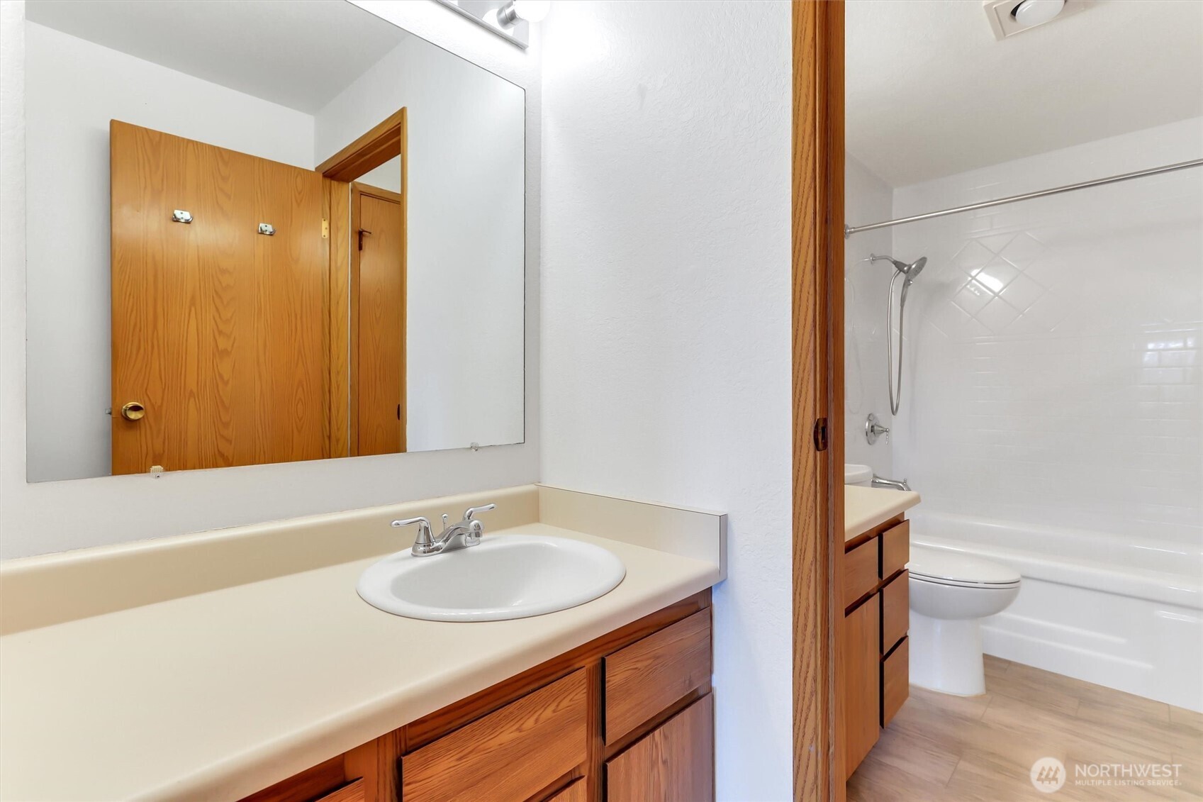 4895 76th Street D-302 Property Photo 19