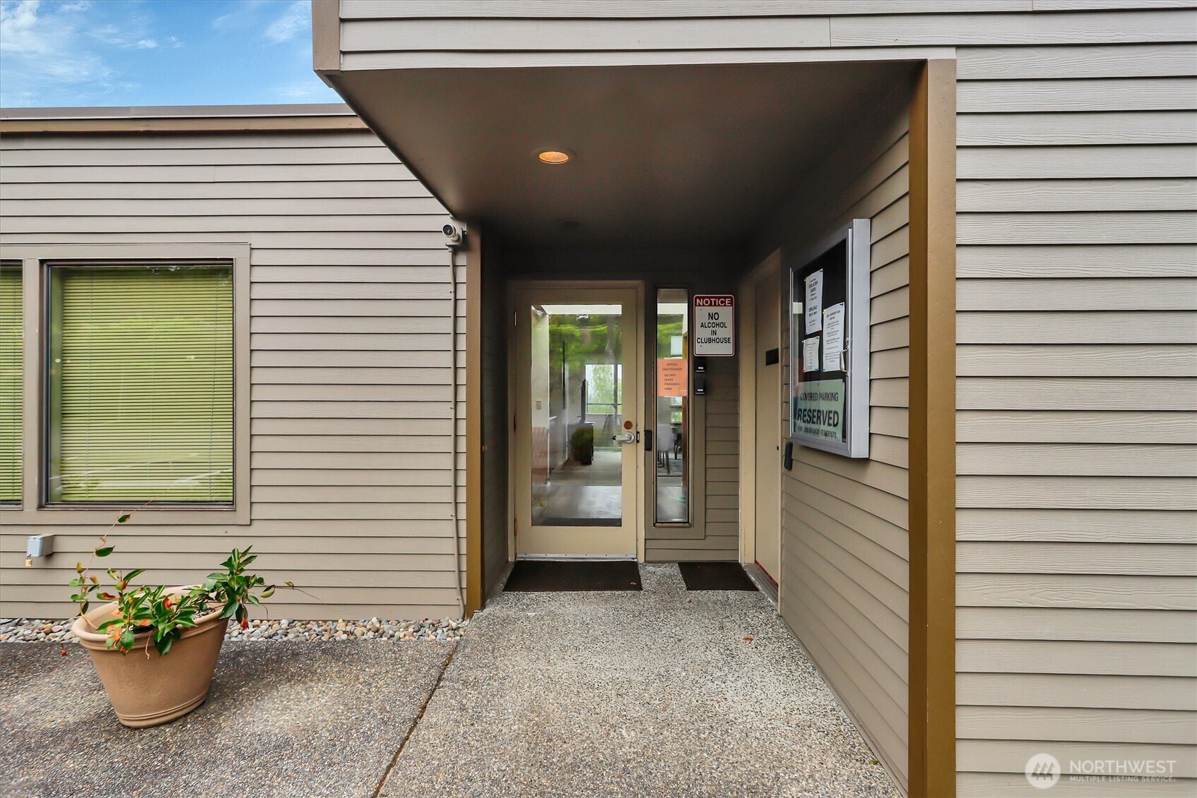 4895 76th Street D-302 Property Photo 25