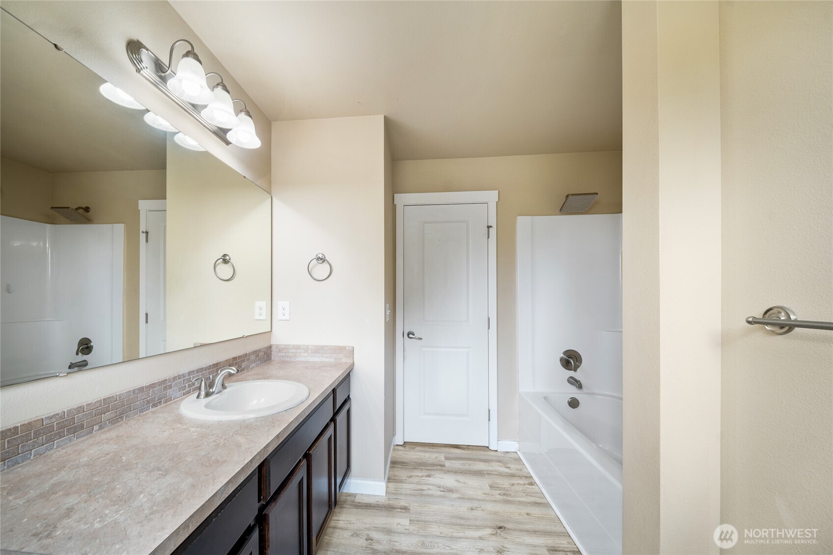 3626 Hoadly Street Property Photo 20