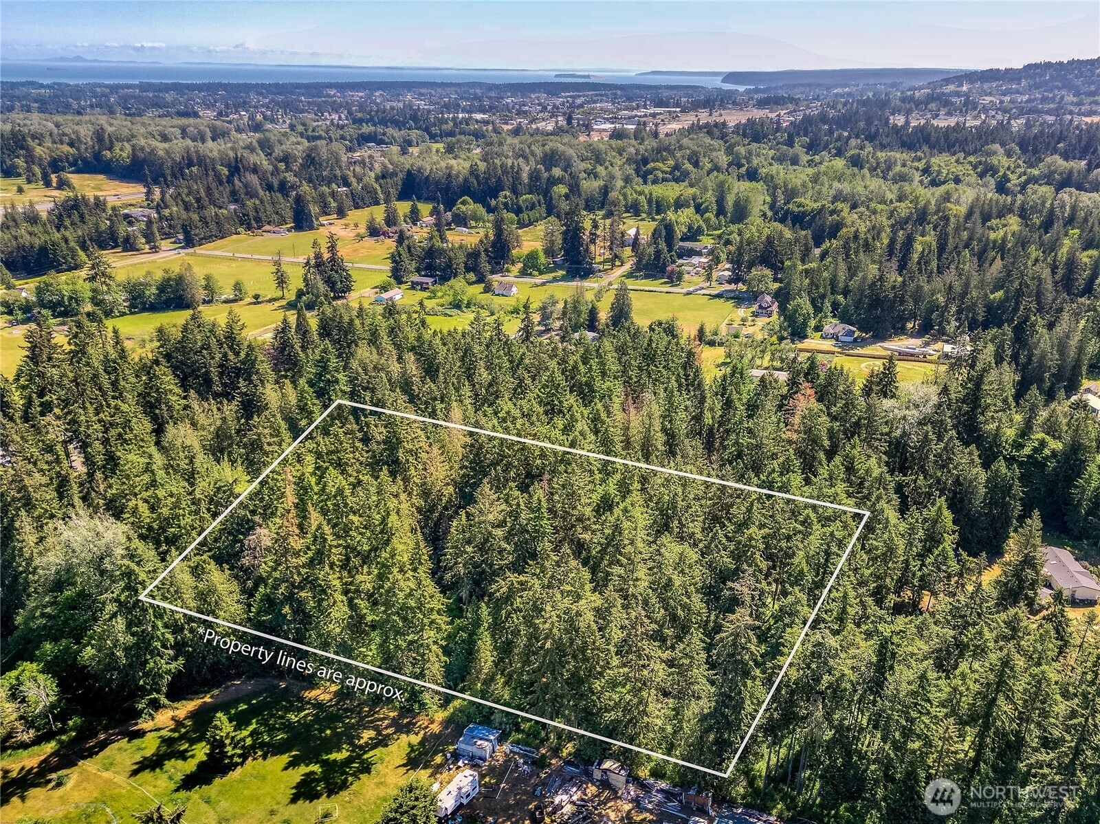 8888 Charles Roberts Road Property Photo 6