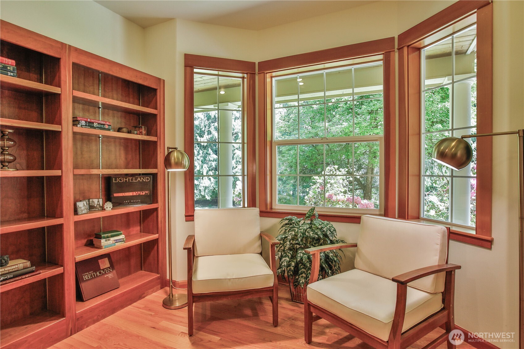 4896 Lucy Lane Property Photo 14