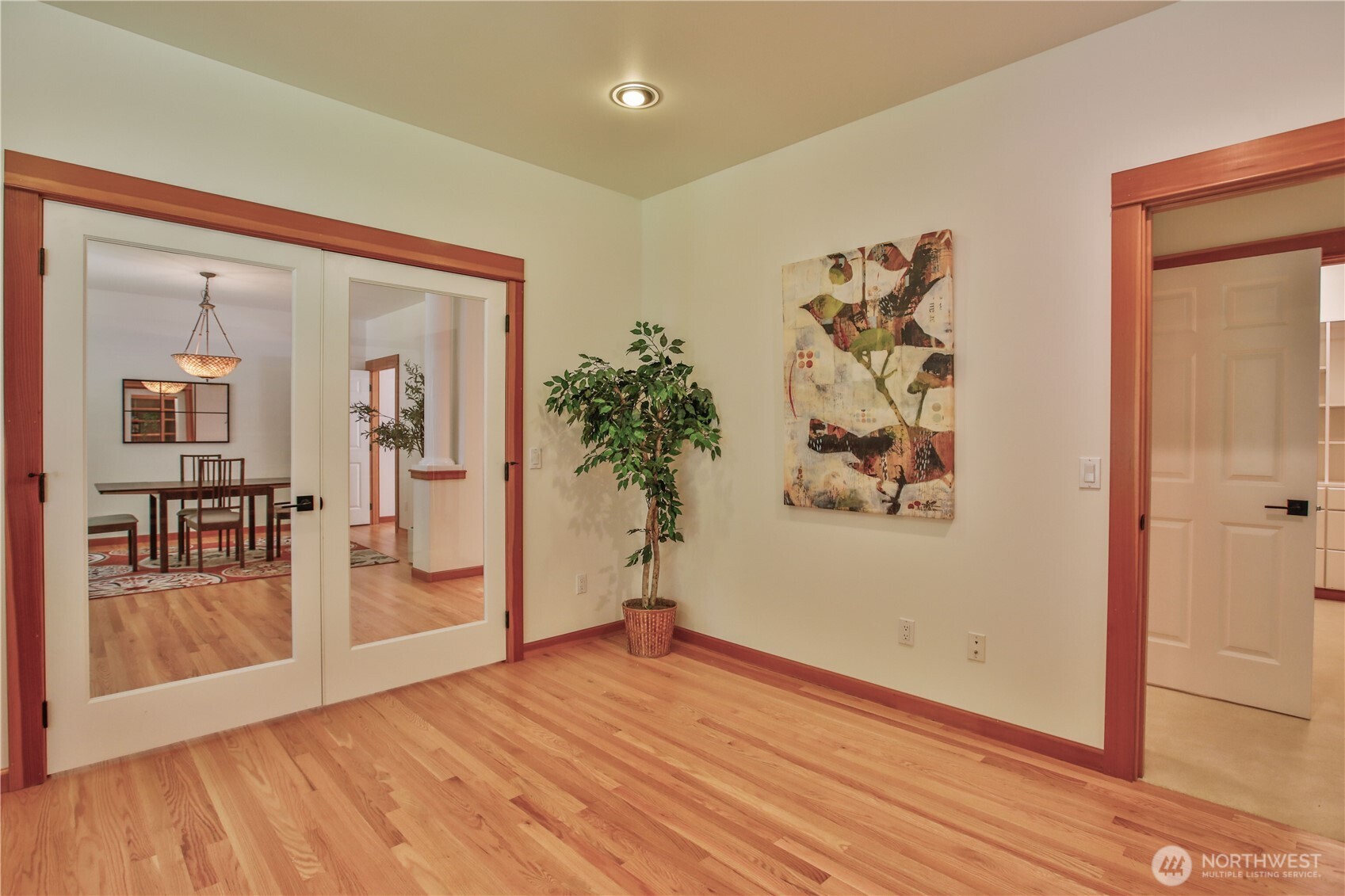 4896 Lucy Lane Property Photo 15