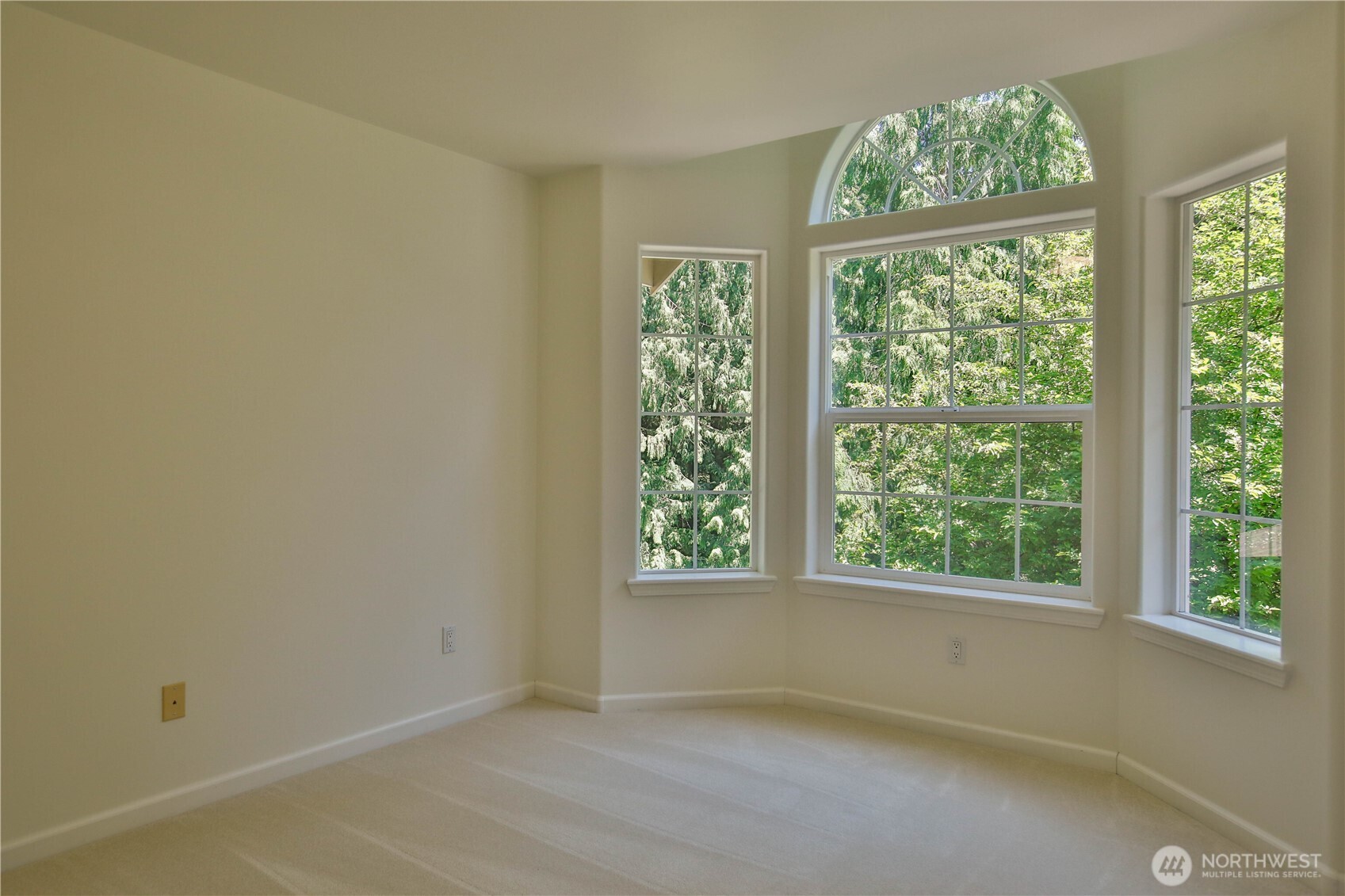 4896 Lucy Lane Property Photo 36