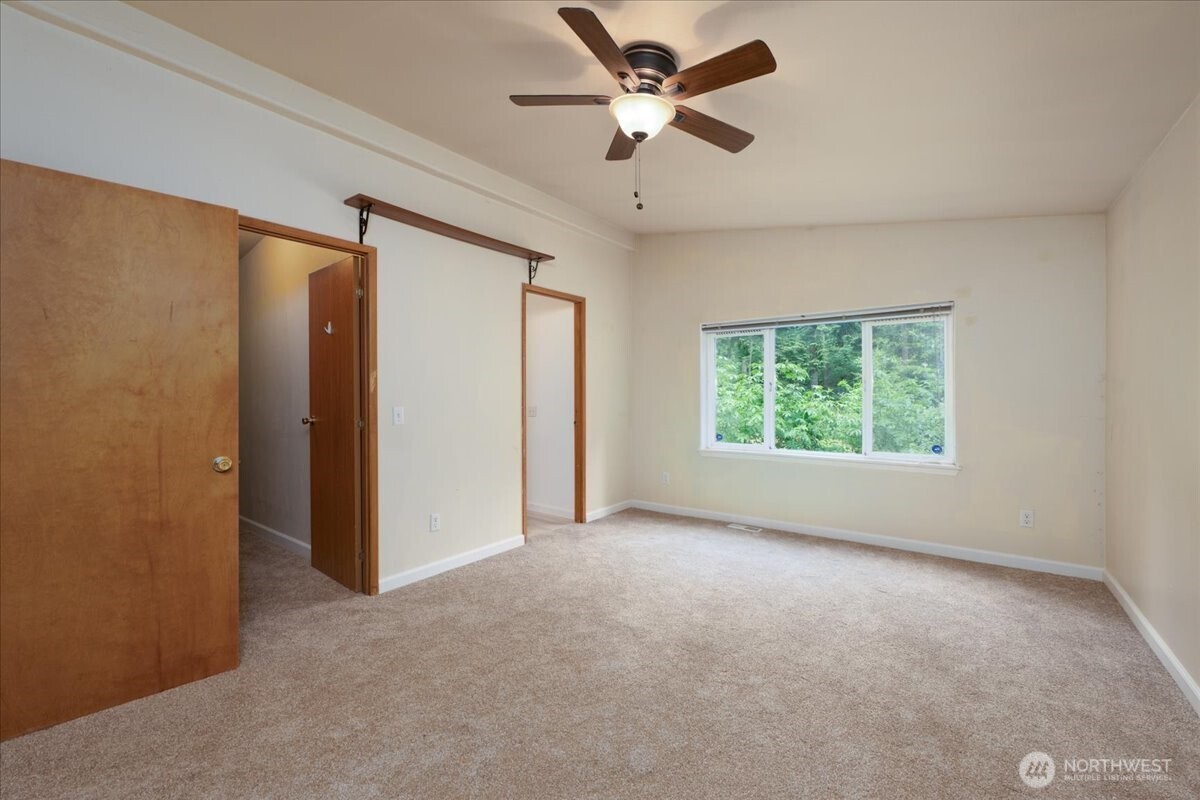 2579 Green Acres Lane Property Photo 18