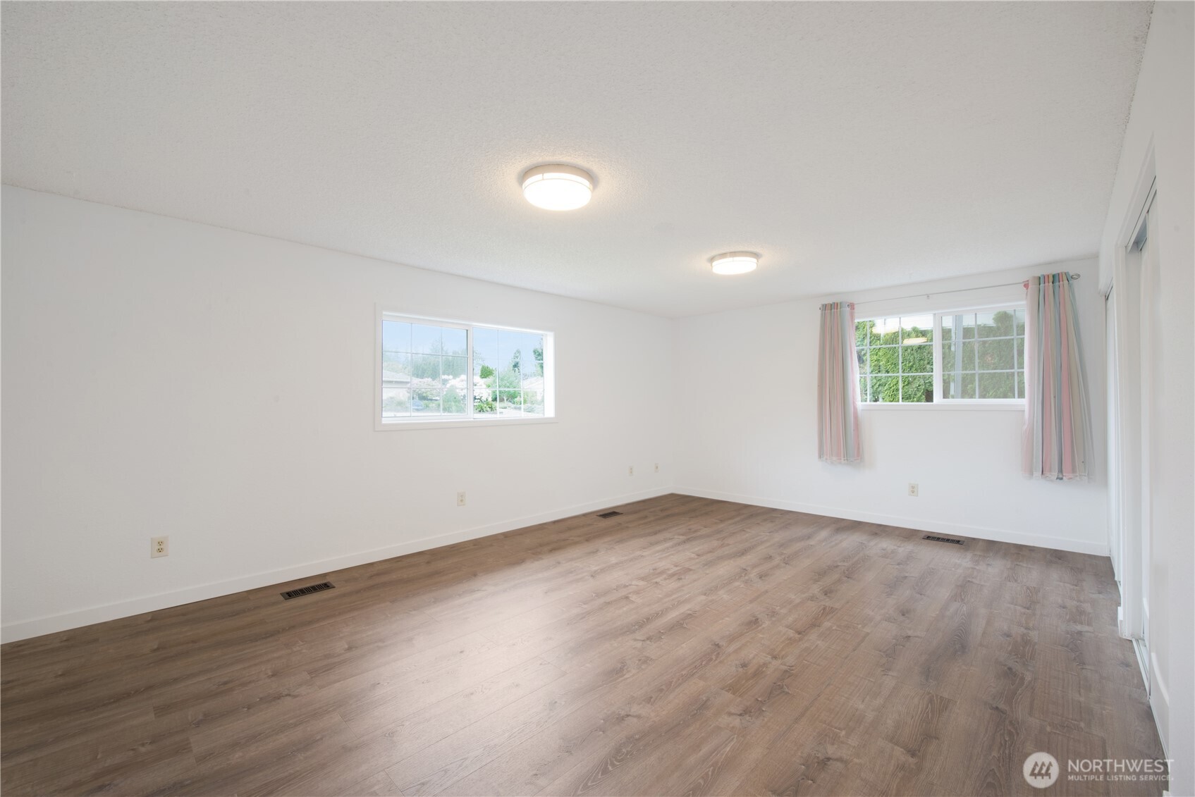 2725 124th Avenue Ct Property Photo 9