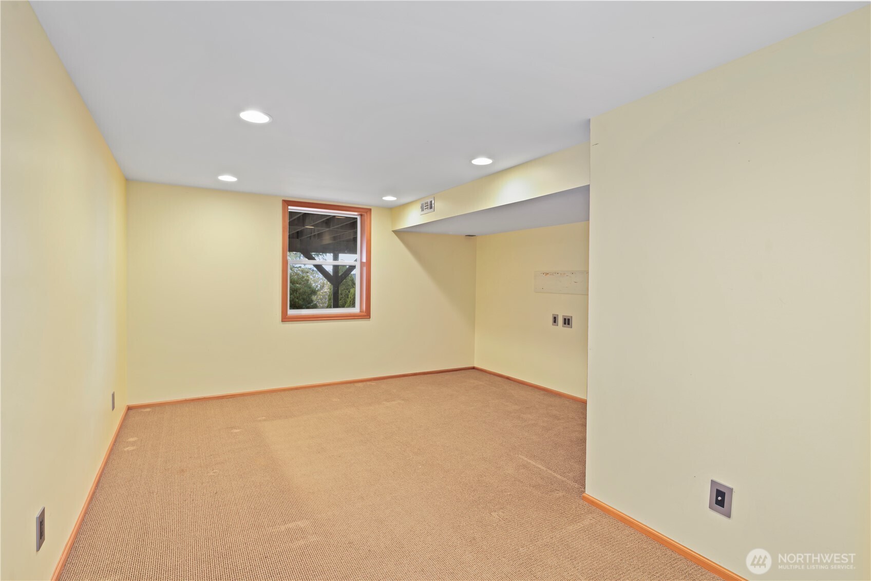 6901 40th Avenue Property Photo 32