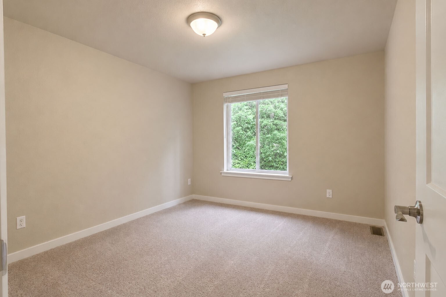 4411 35th Avenue Property Photo 20