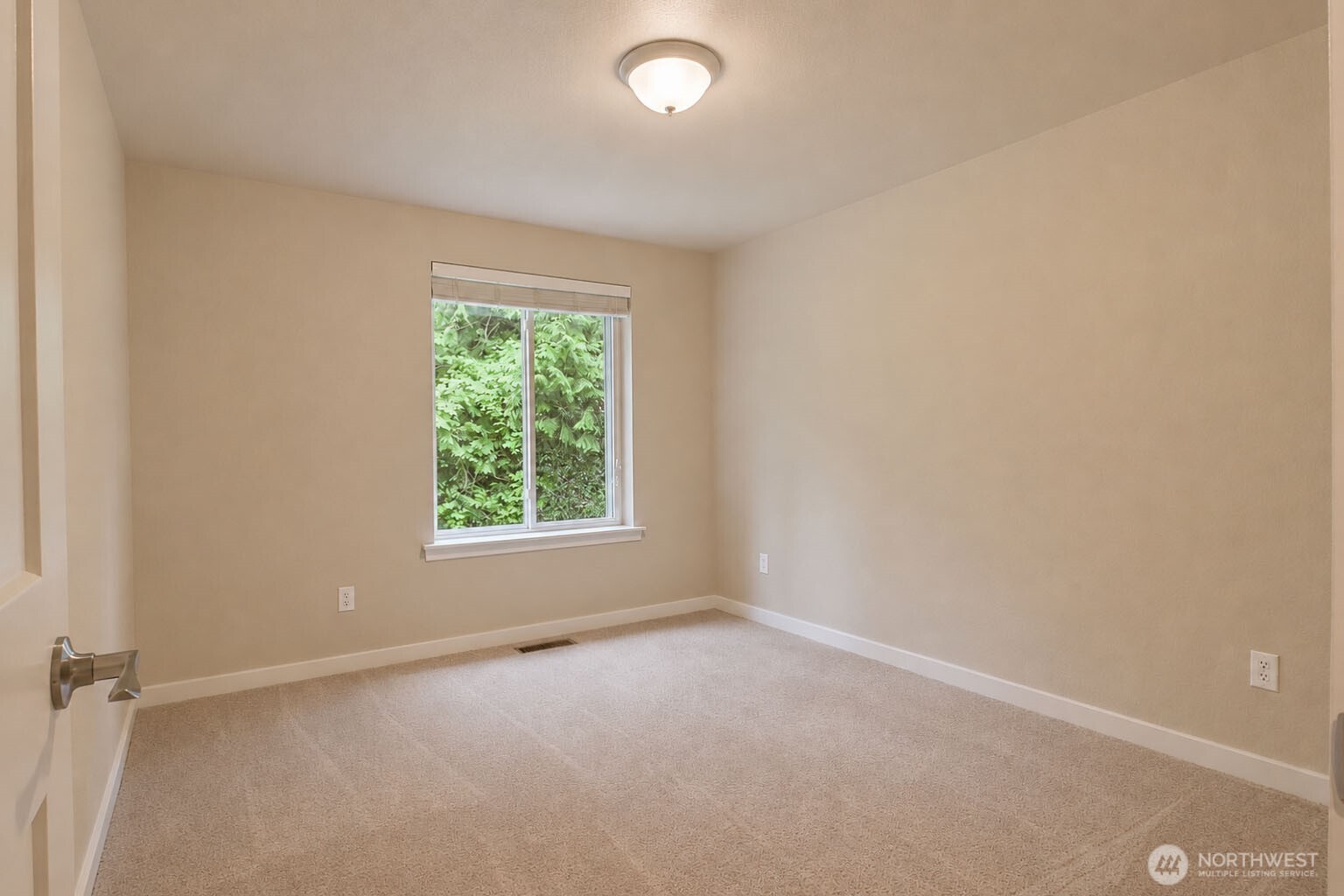 4411 35th Avenue Property Photo 21