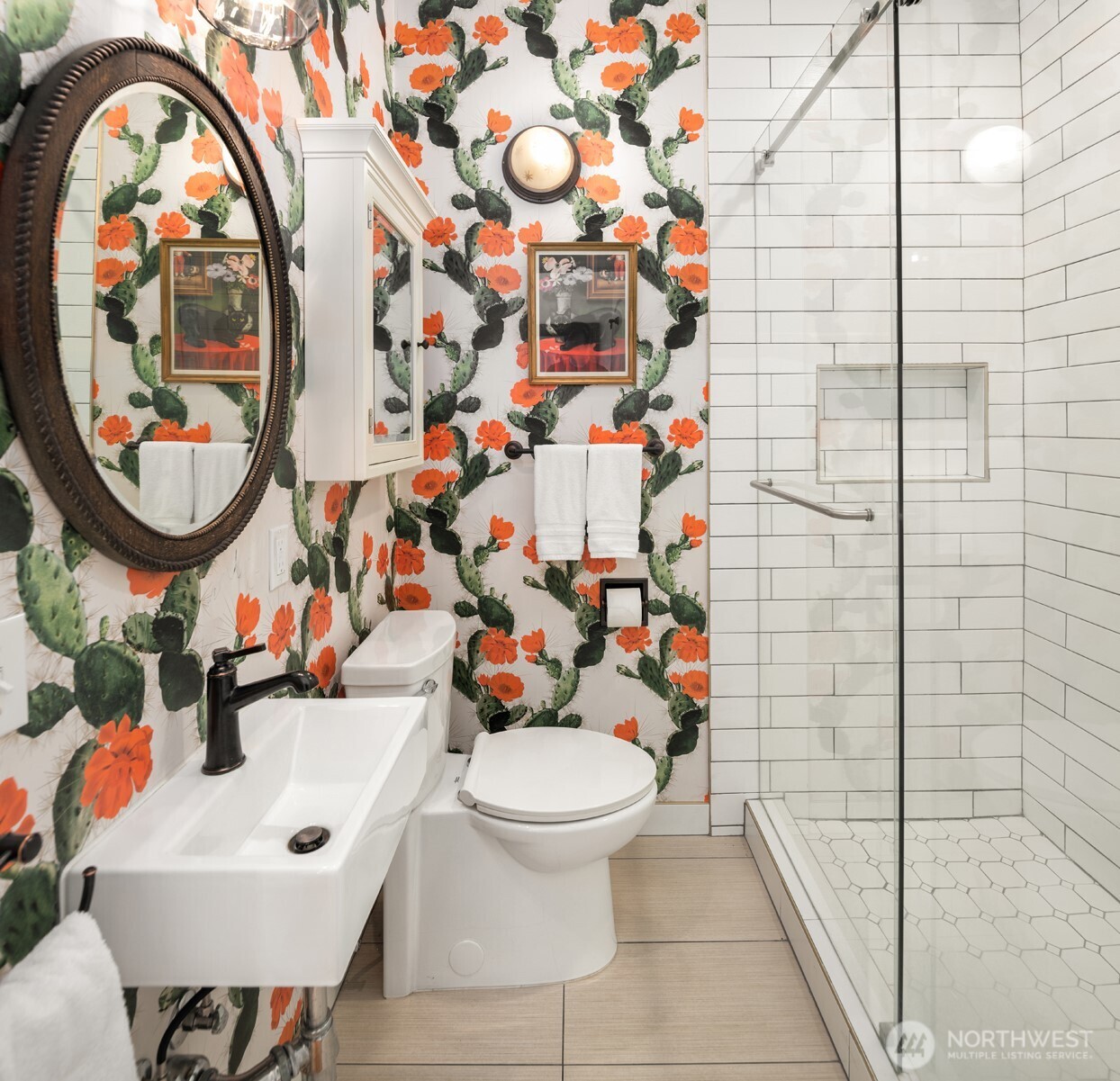 1035 Susan Street Property Photo 22