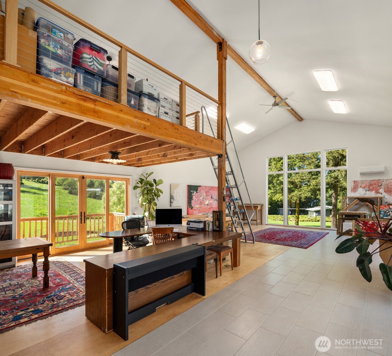 1035 Susan Street Property Photo 25
