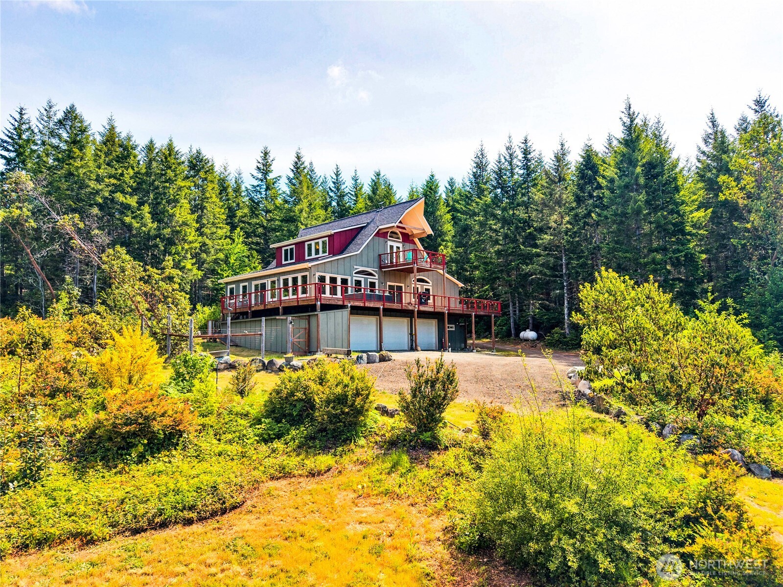 83 Octopus Court Property Photo 3