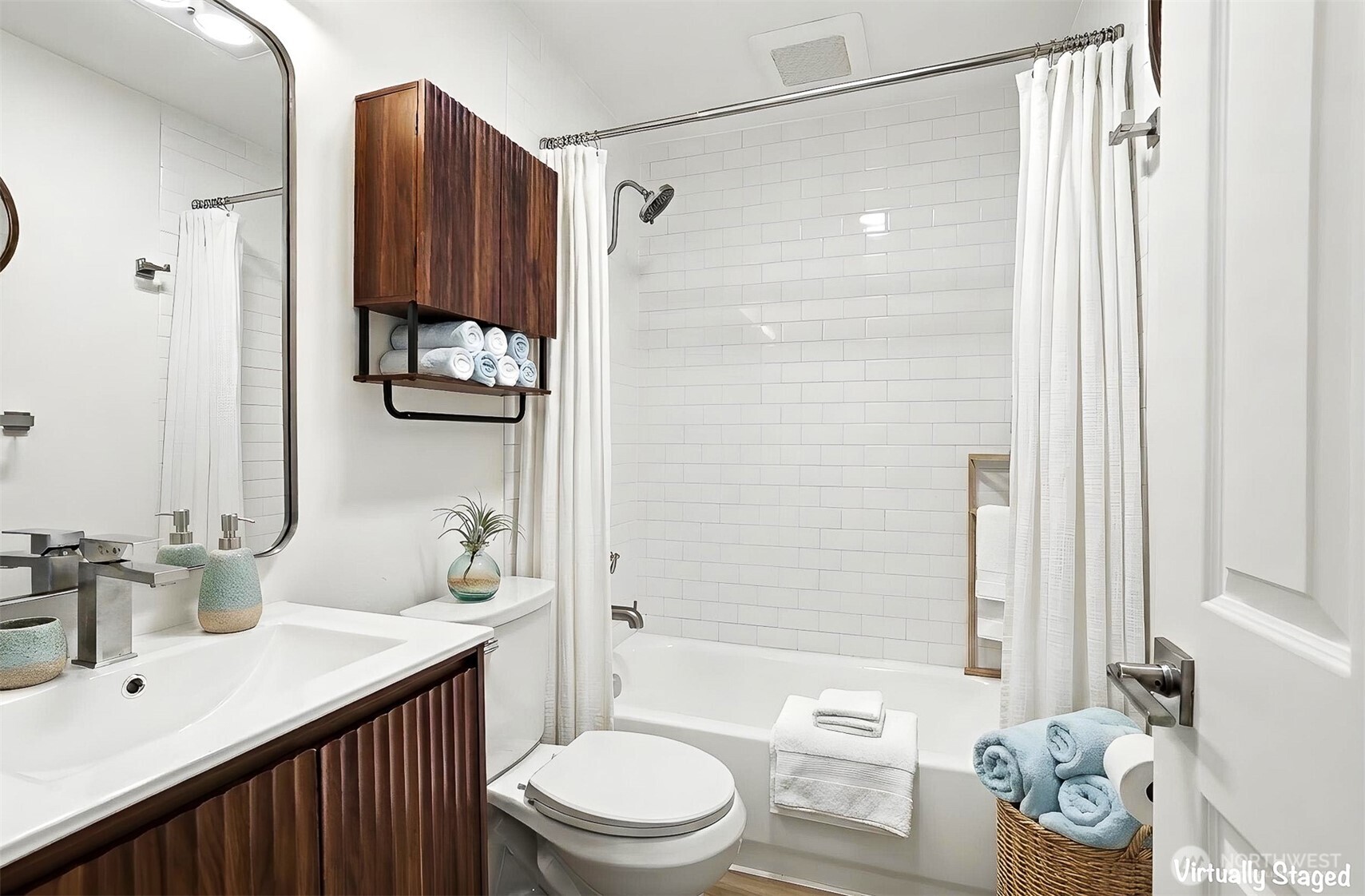 3711 26th Place 306 Property Photo 15