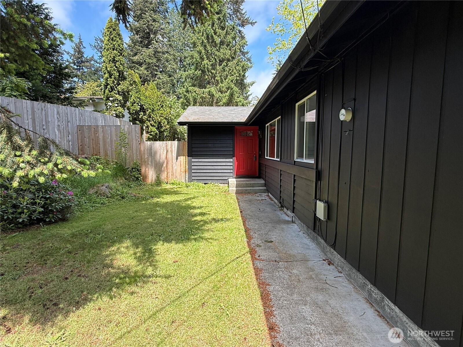 6011 185th Street Property Photo 6