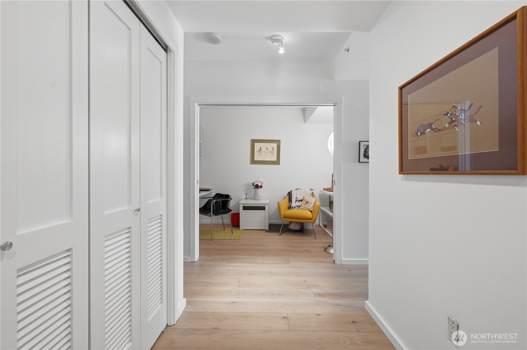 76 Cedar Street 611 Property Photo 17