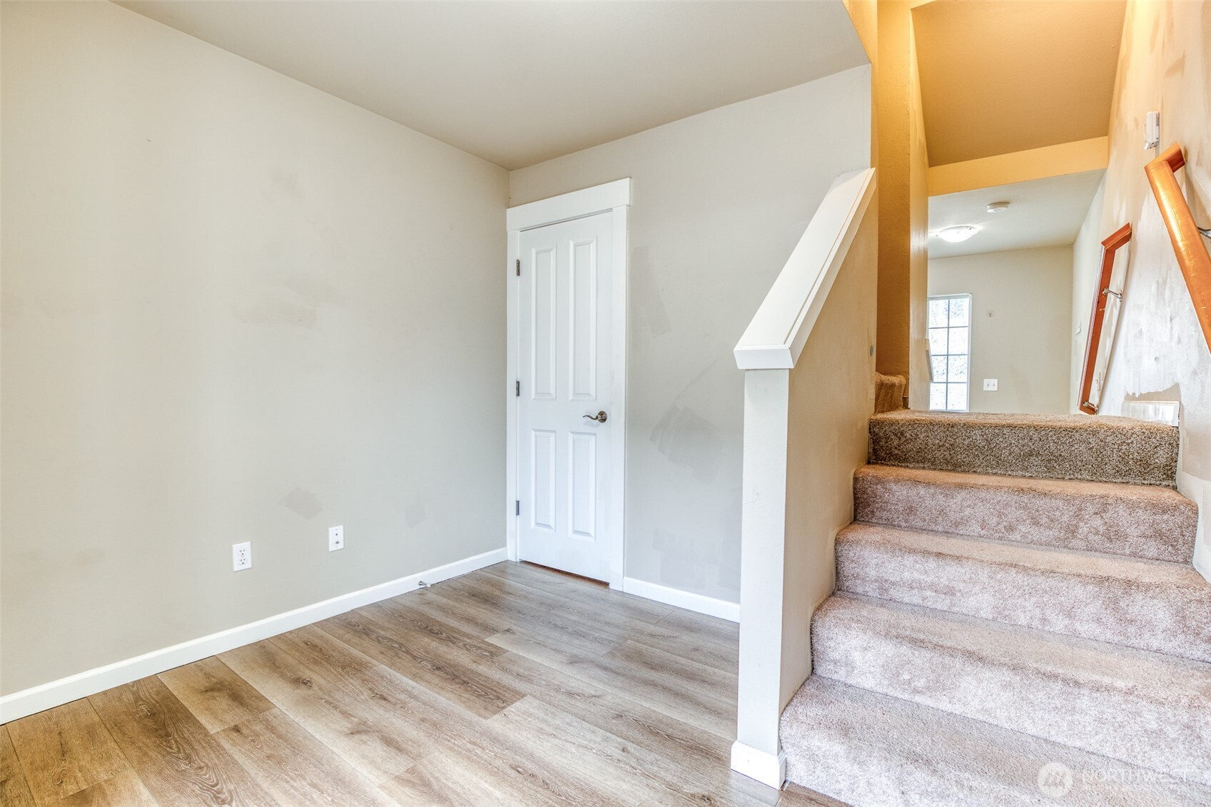 1727 98th Pl Property Photo 3
