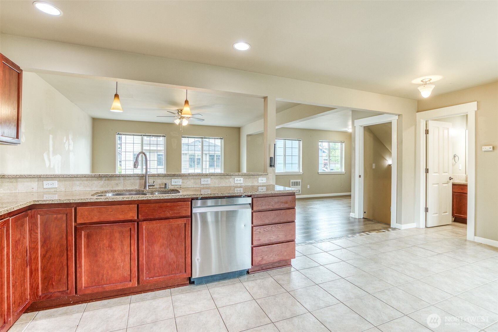 1727 98th Pl Property Photo 9