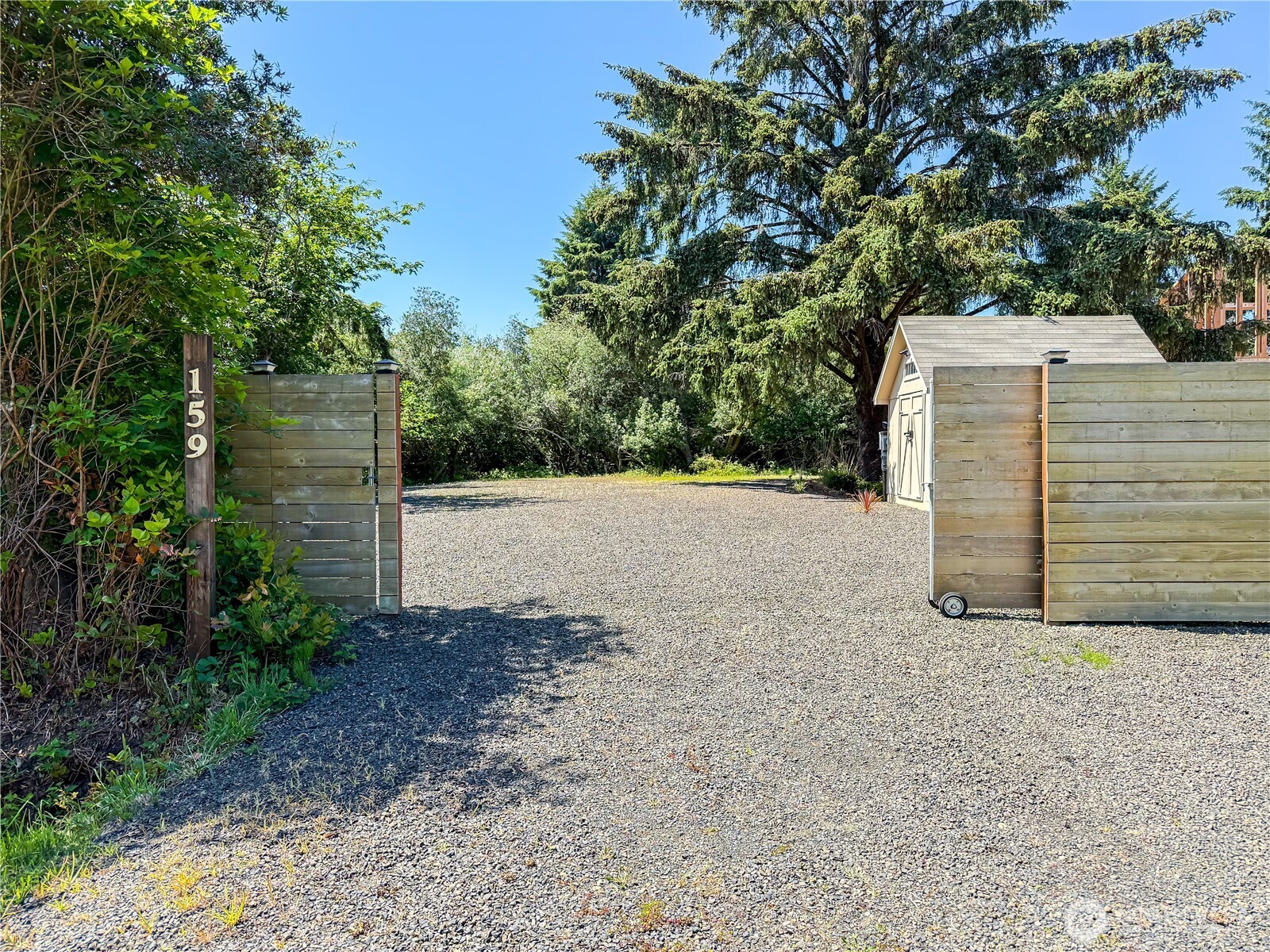 159 S Oar Loop Property Photo 1