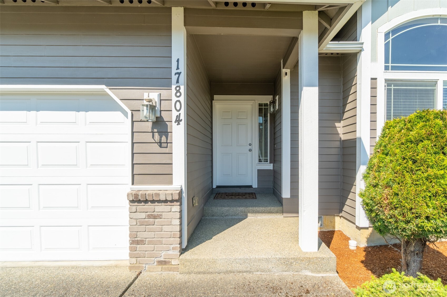 17804 15th Avenue Property Photo 4