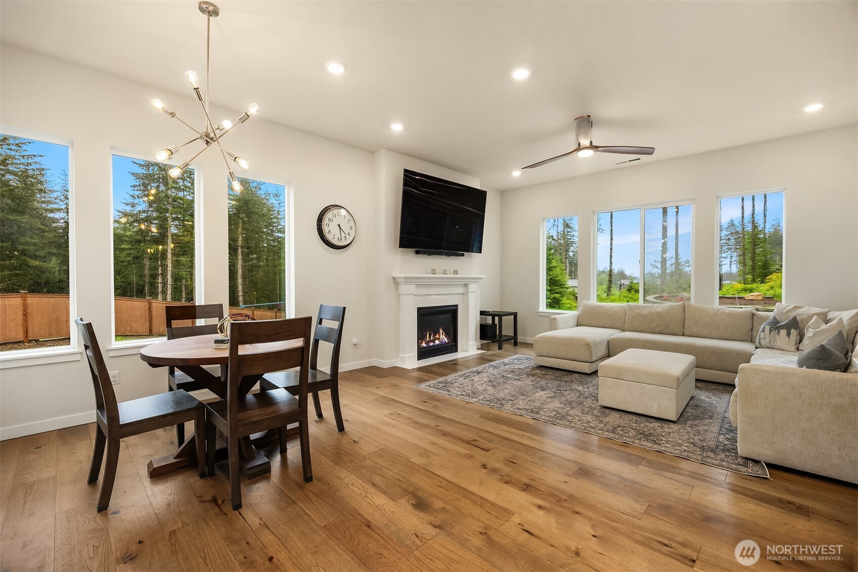 13822 127th Street Property Photo 6