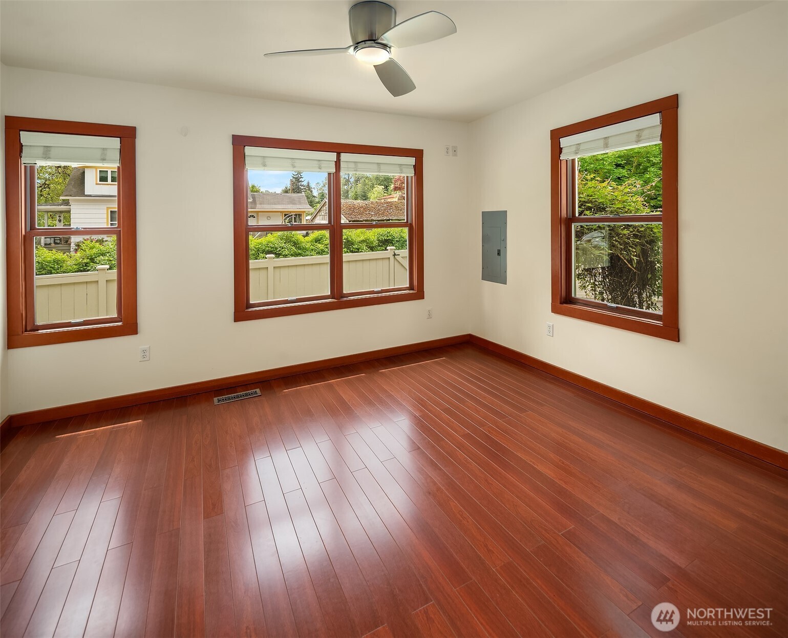 13039 56th Avenue Property Photo 16