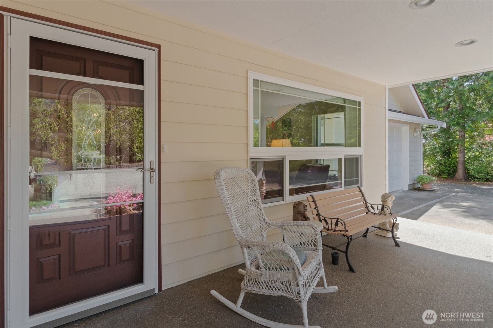 101 N Fairway Drive Property Photo 4