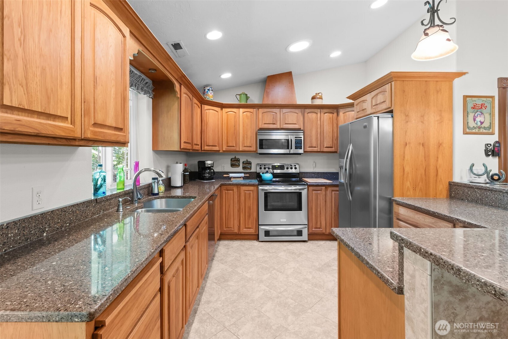 101 N Fairway Drive Property Photo 10