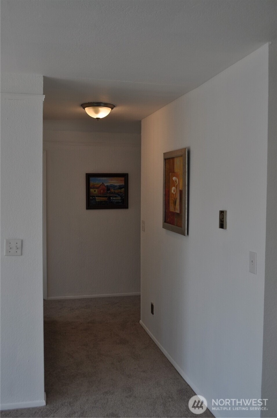 10110 Greenwood Avenue 306 Property Photo 8