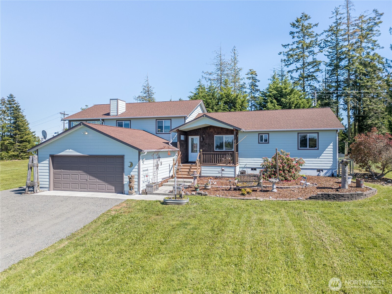 80 Sunshine Plaza Property Photo 1