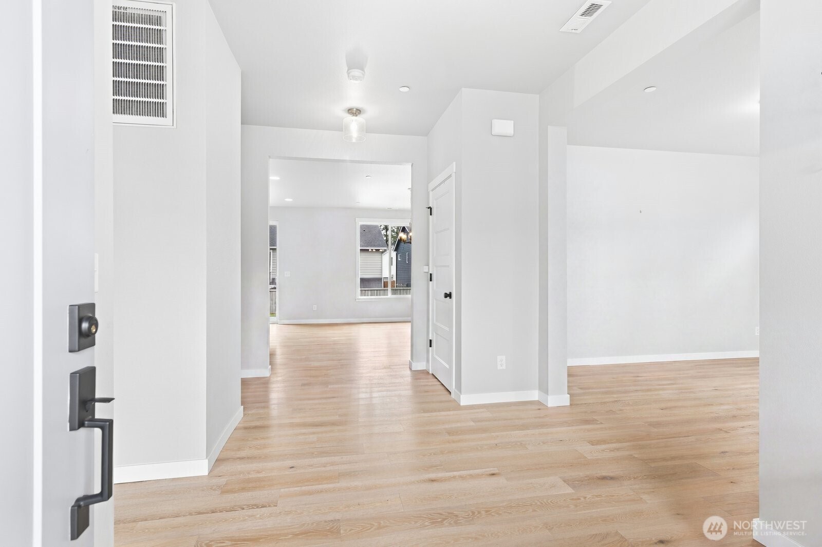 8735 69th Street Property Photo 6