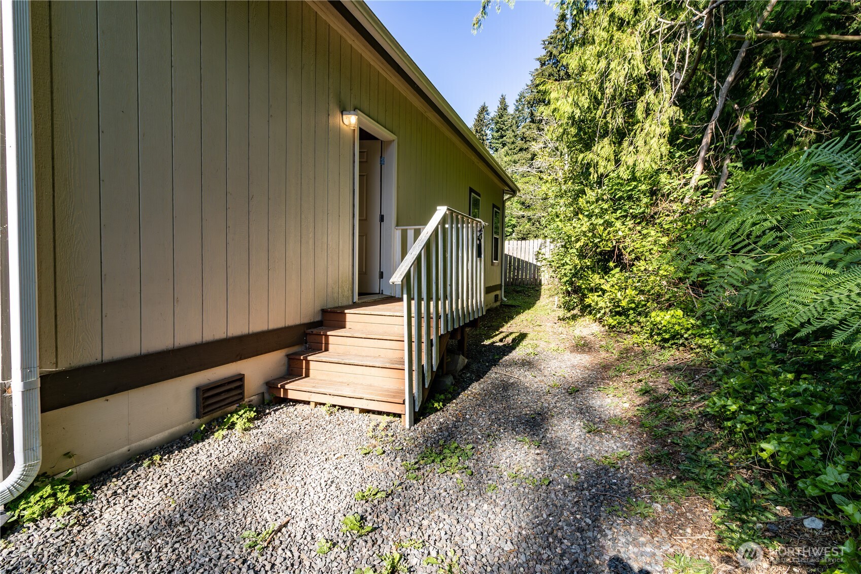2165 Lynnette Place Property Photo 11
