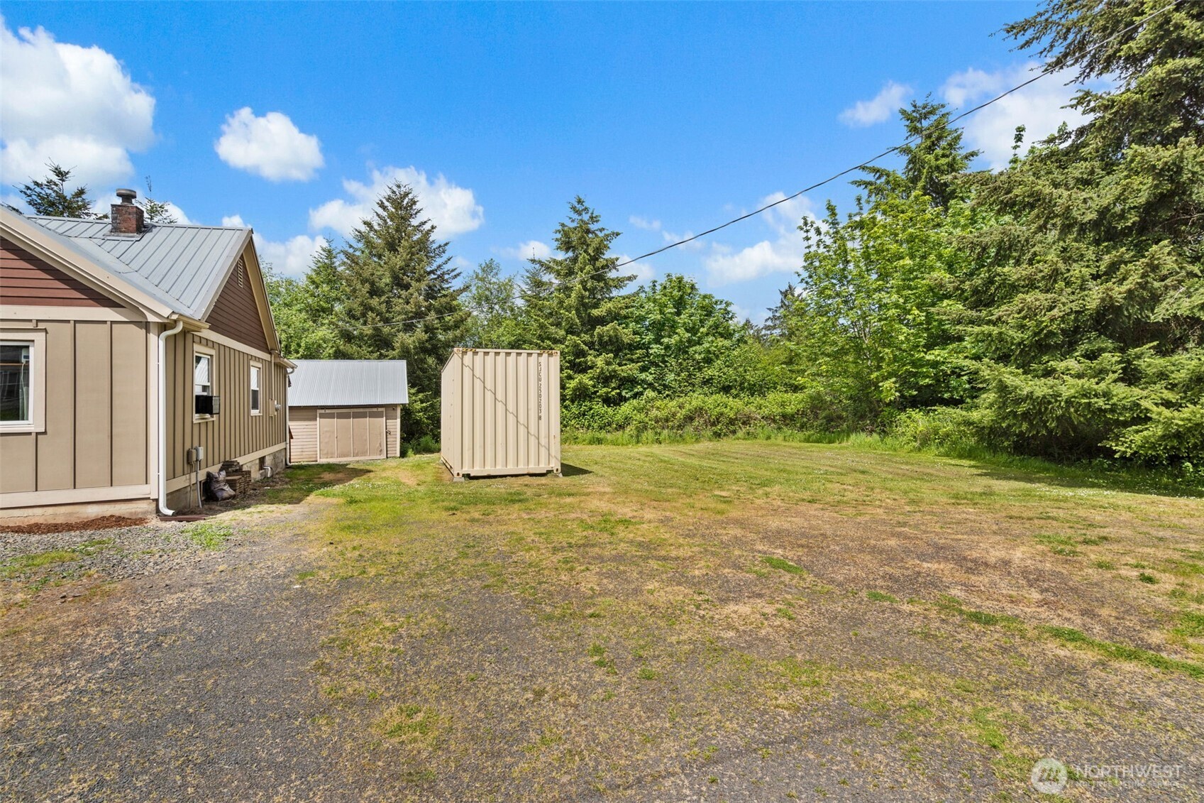 702 King Road Property Photo 23