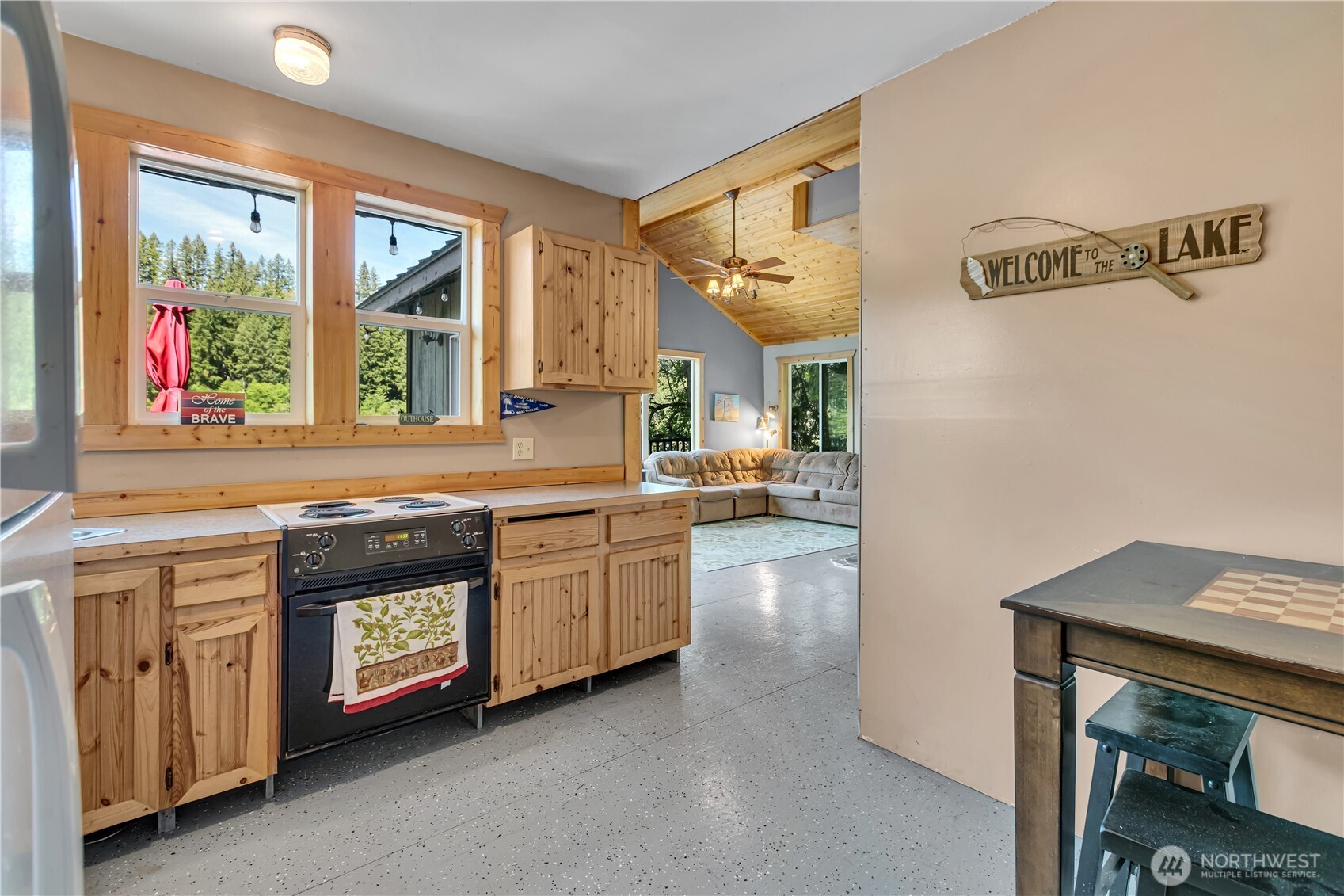 39420 Ski Park Road Property Photo 2