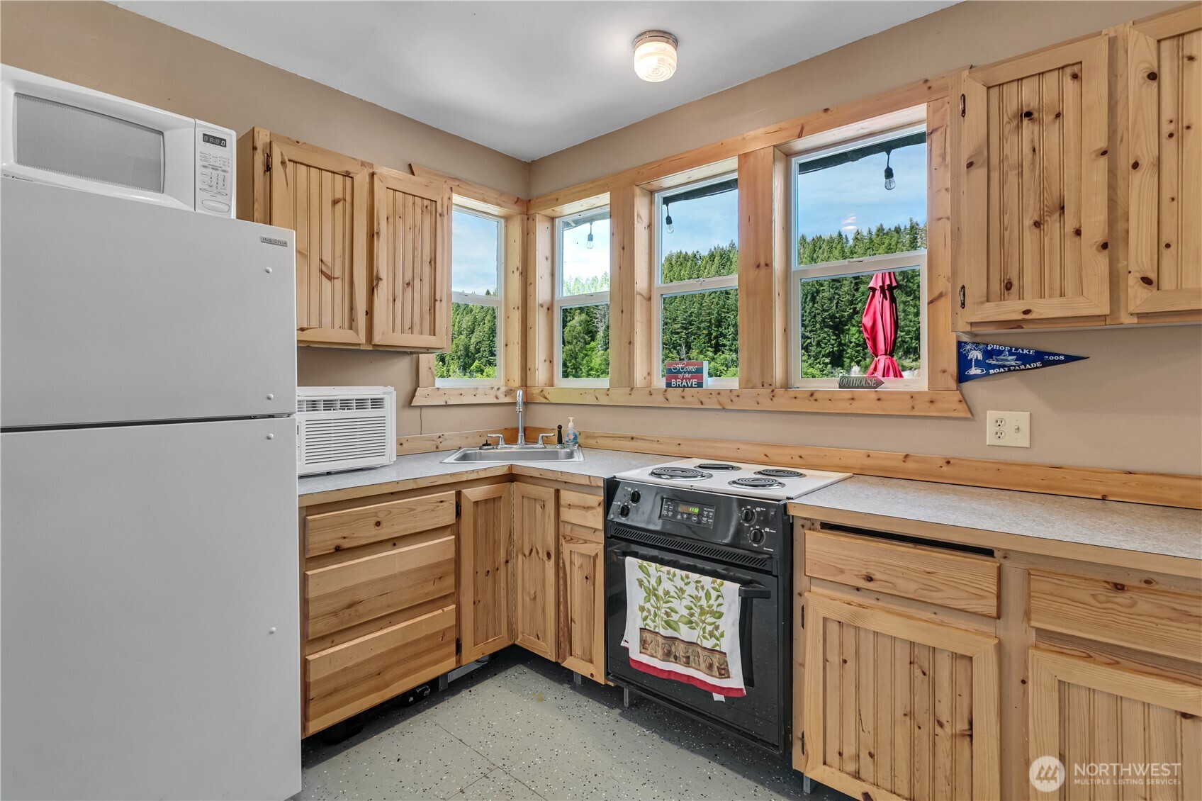 39420 Ski Park Road Property Photo 3