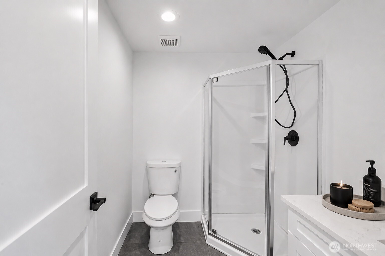 1112 Brook Drive Property Photo 21