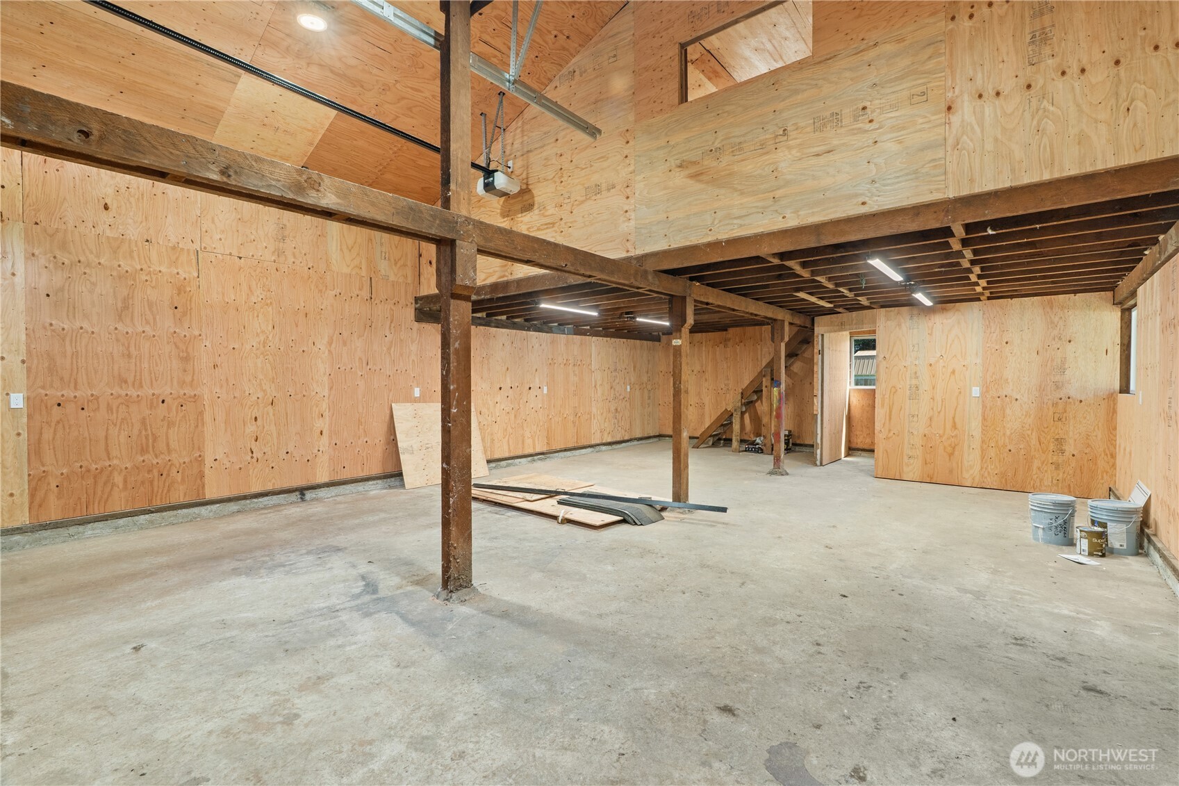 1112 Brook Drive Property Photo 23