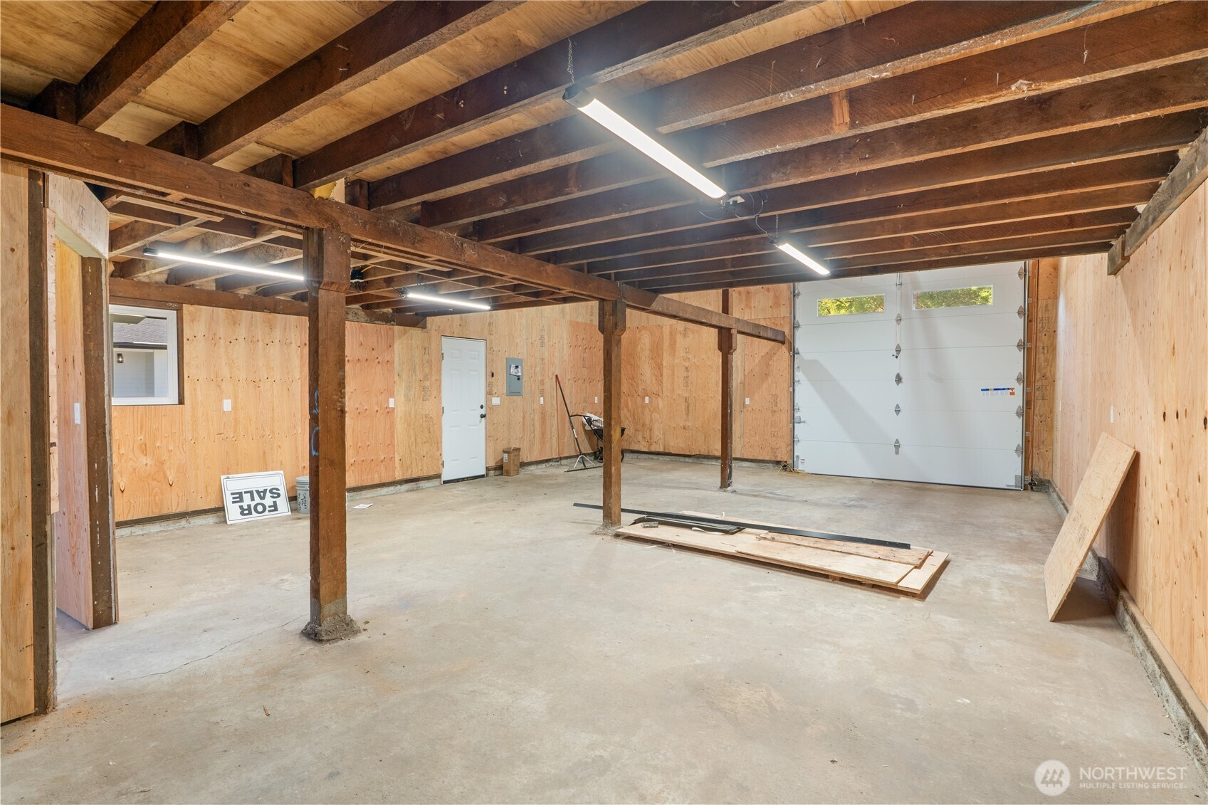1112 Brook Drive Property Photo 25