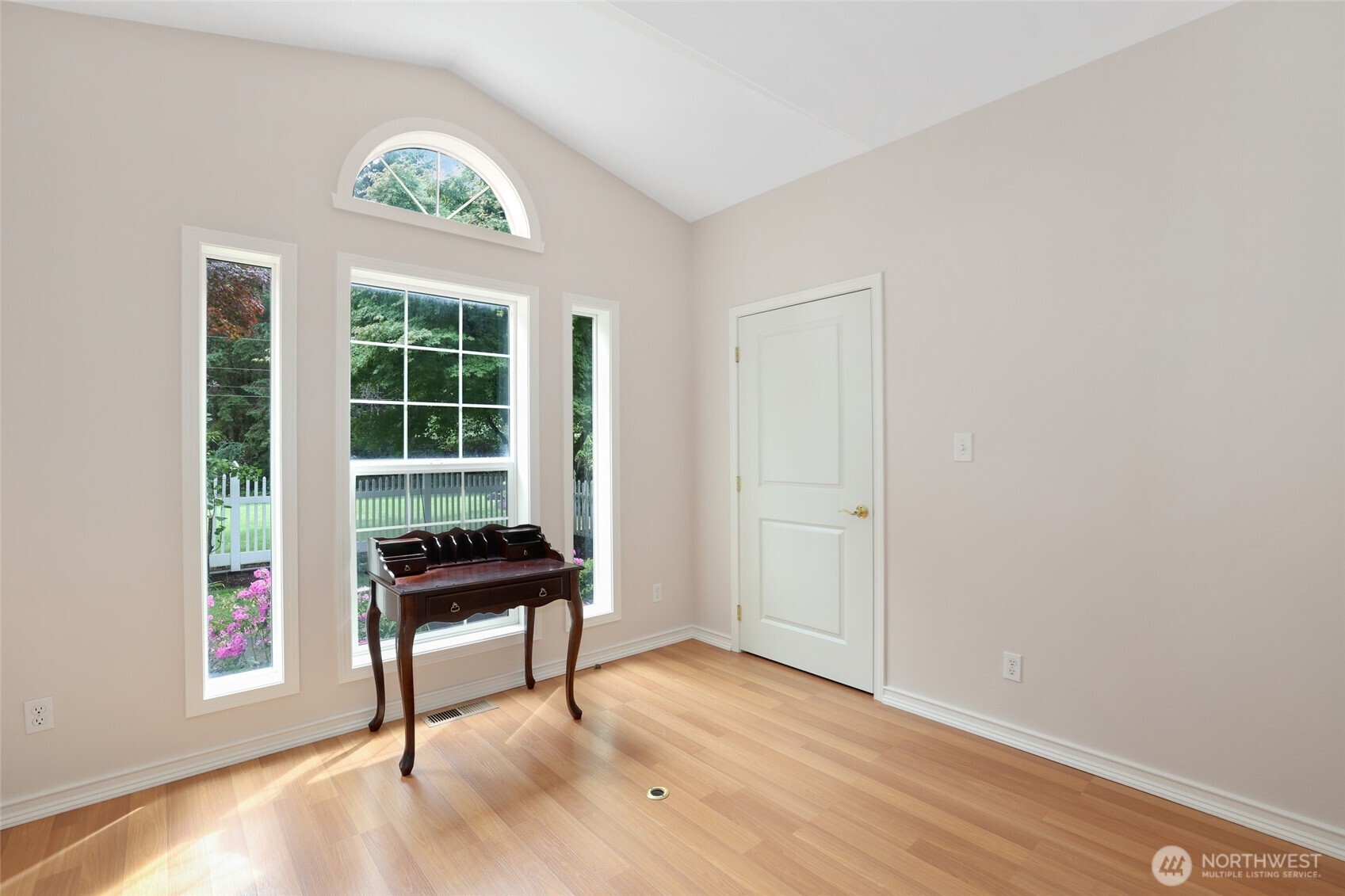 12805 108th Street Property Photo 19