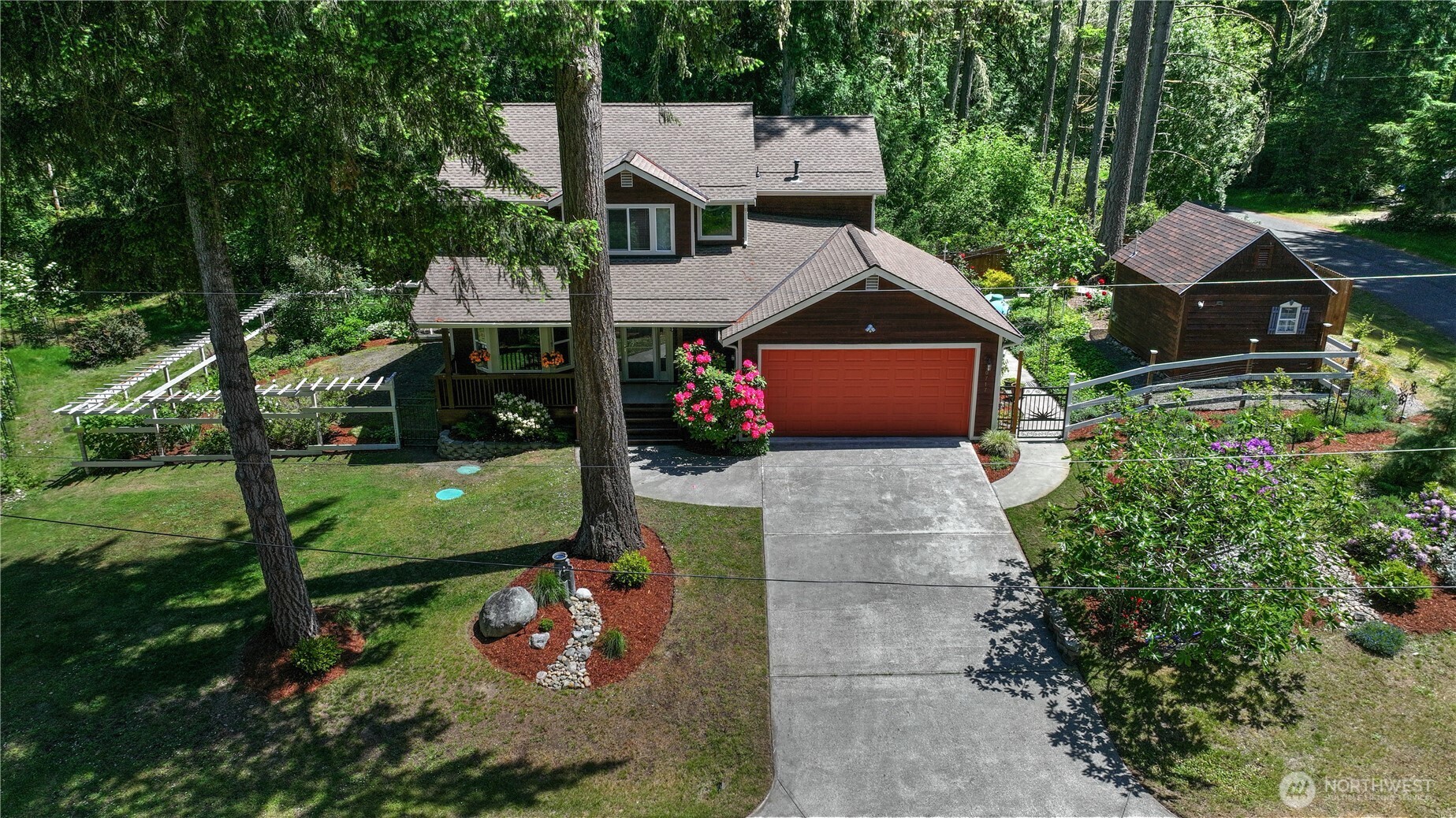 10717 Suncrest Drive Property Photo 2